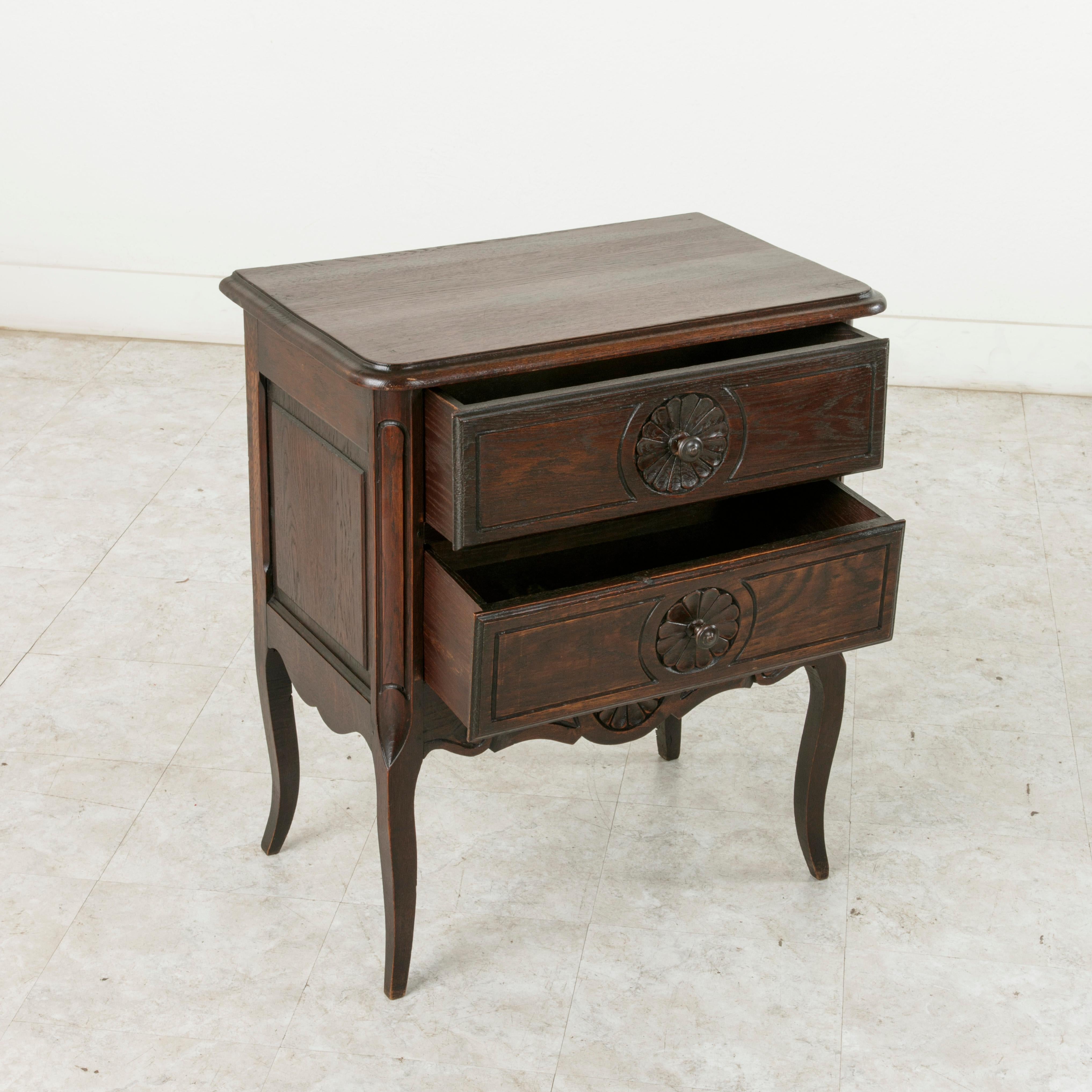 Early 20th Century French Louis XV Style Carved Oak Nightstand, or Chest 3