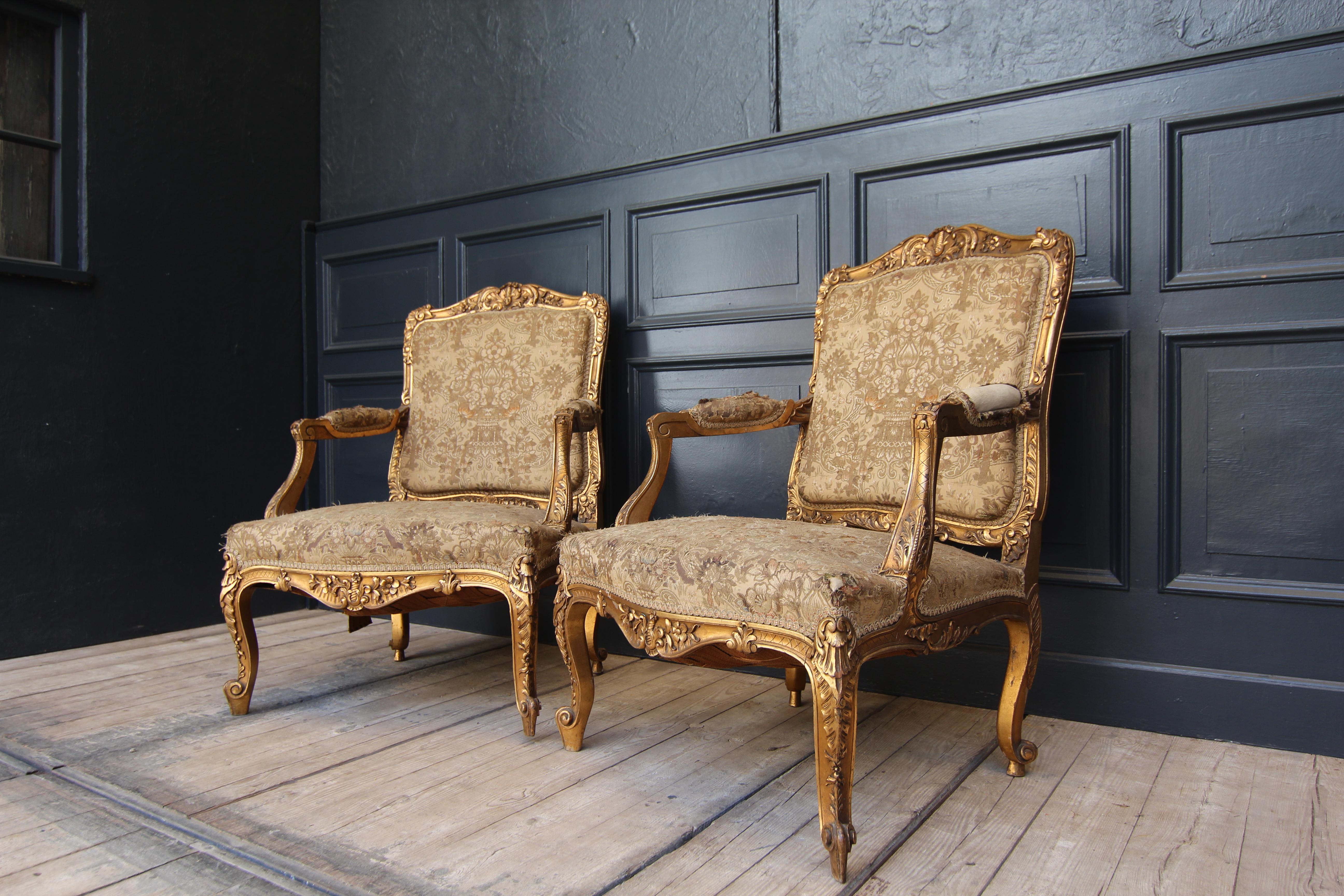 Early 20th Century French Louis XV Style Giltwood and Tapestry Salon Suite 13