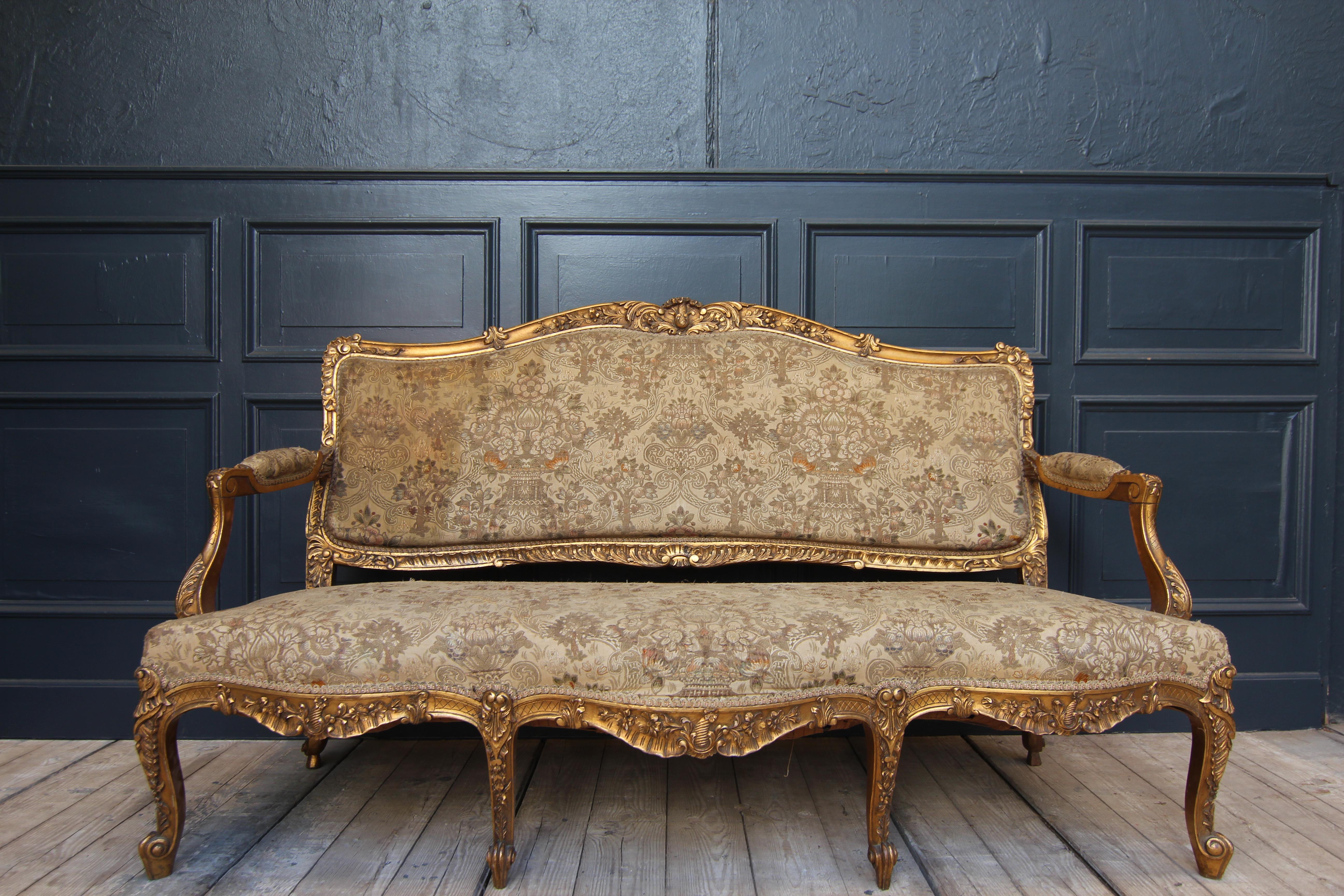 Early 20th Century French Louis XV Style Giltwood and Tapestry Salon Suite 1