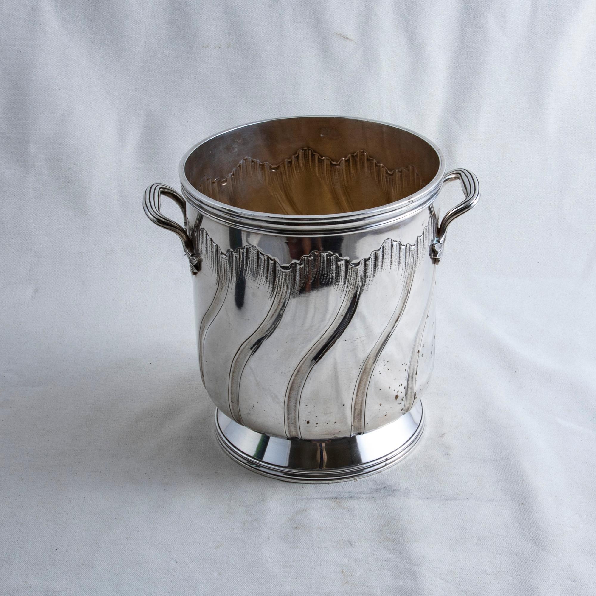 Early 20th Century French Louis XV Style Silver Plate Champagne Bucket In Good Condition In Fayetteville, AR