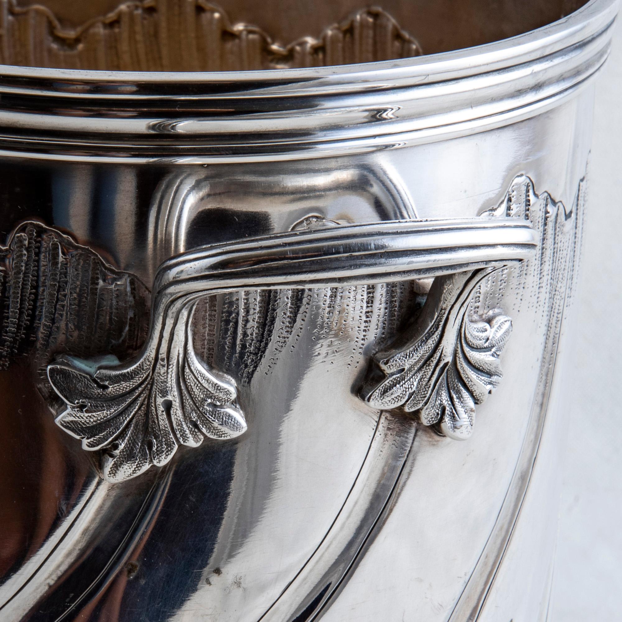 Early 20th Century French Louis XV Style Silver Plate Champagne Bucket 6