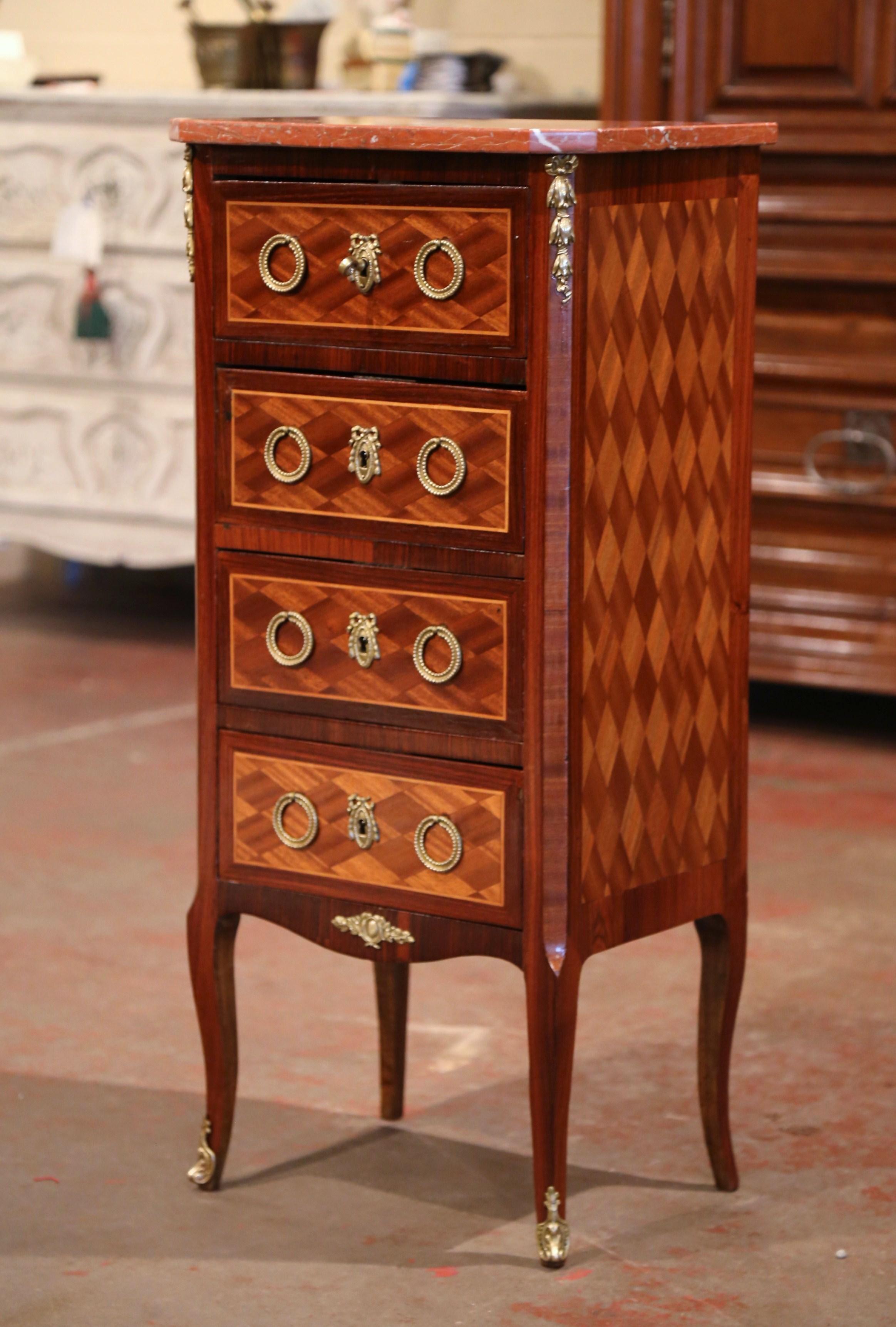 Early 20th Century French Louis XV Walnut Four-Drawer Chest with Red Marble Top 1