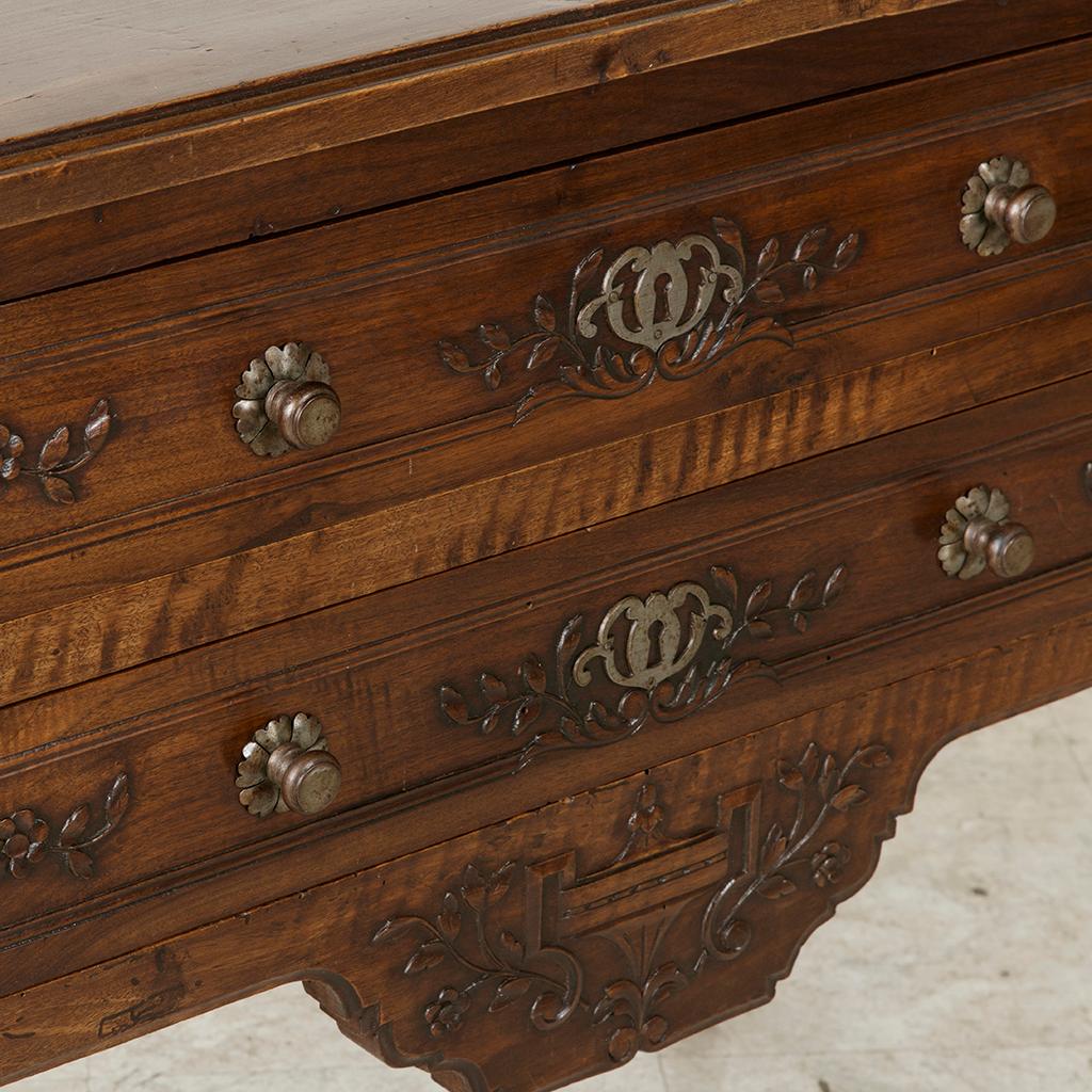 Early 20th Century French Louis XVI Hand-Carved Ash Commode, Chest or Nightstand In Good Condition In Fayetteville, AR