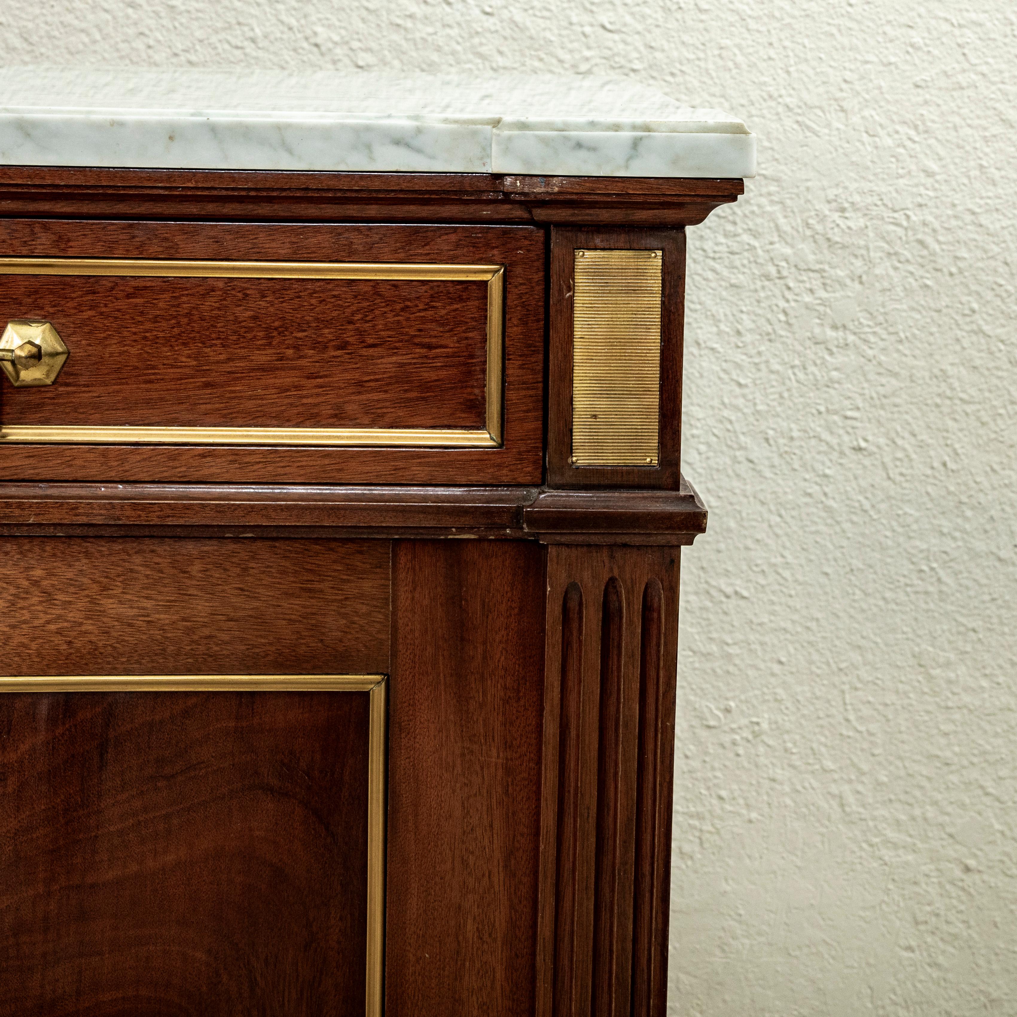 Early 20th Century French Louis XVI Mahogany and Marble Enfilade, Sideboard For Sale 10