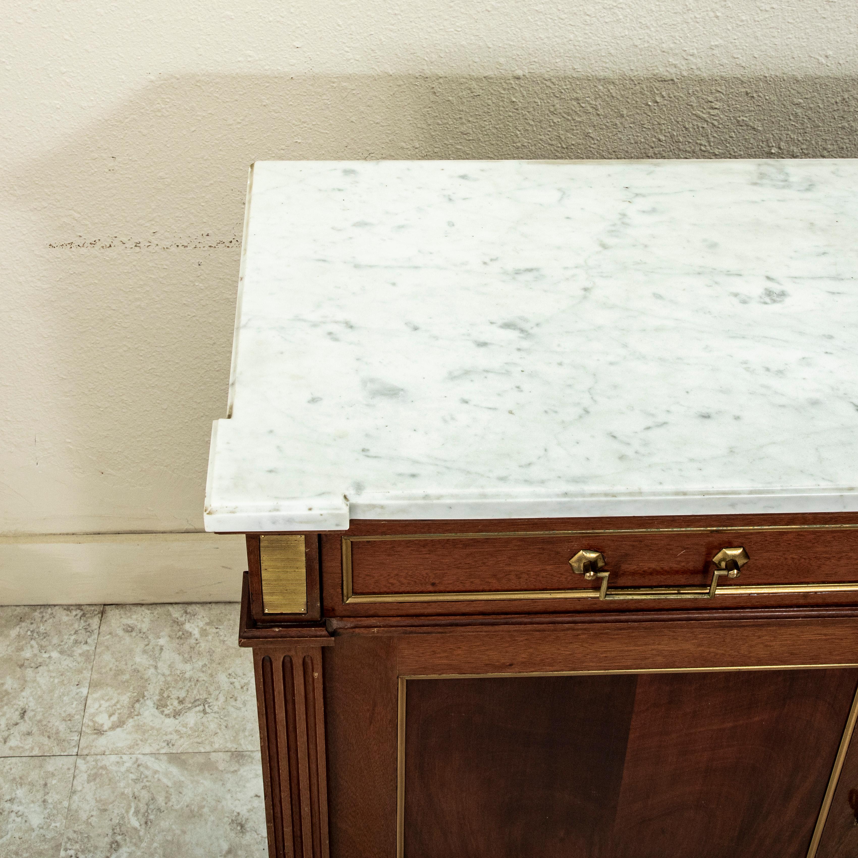 Early 20th Century French Louis XVI Mahogany and Marble Enfilade, Sideboard For Sale 11