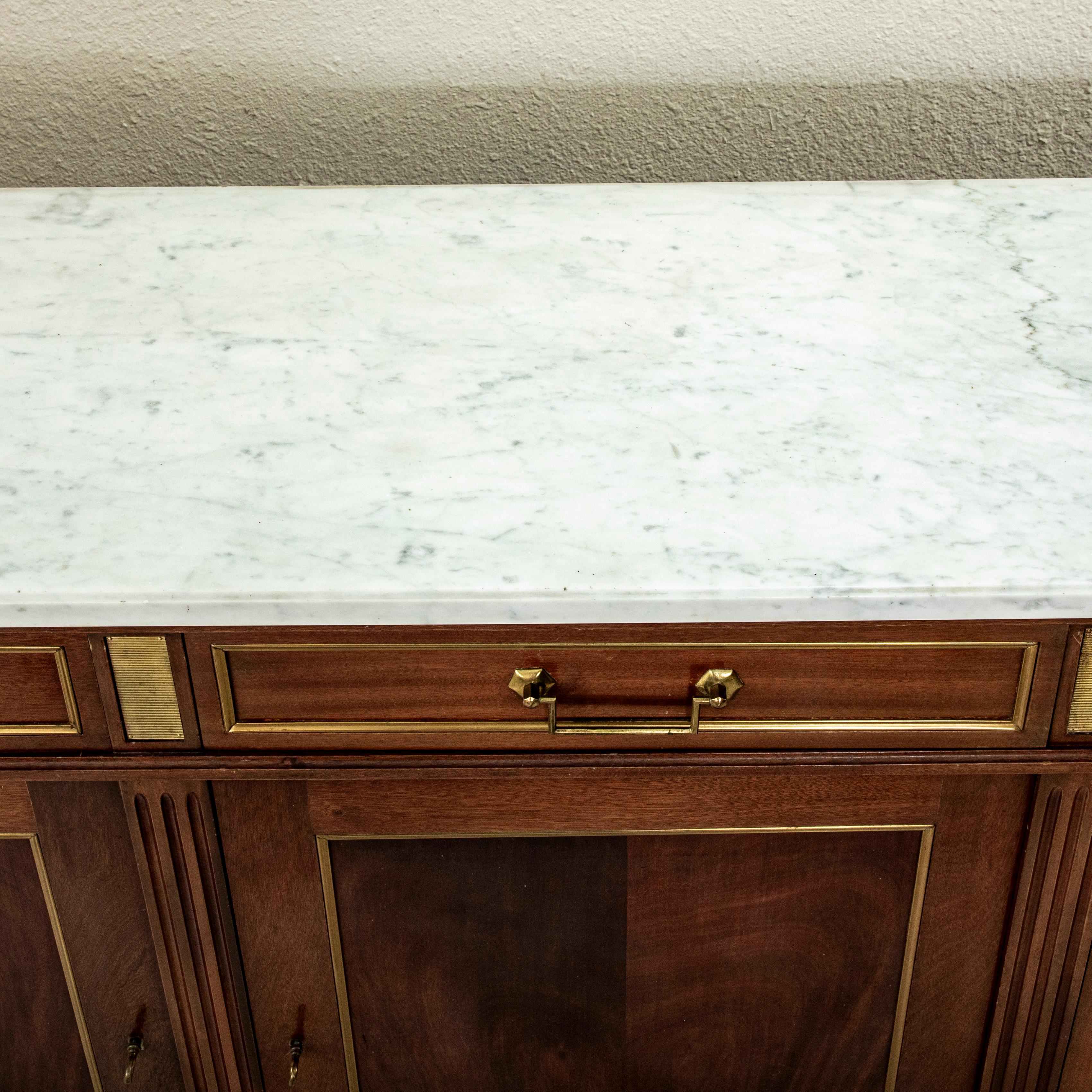 Early 20th Century French Louis XVI Mahogany and Marble Enfilade, Sideboard For Sale 12