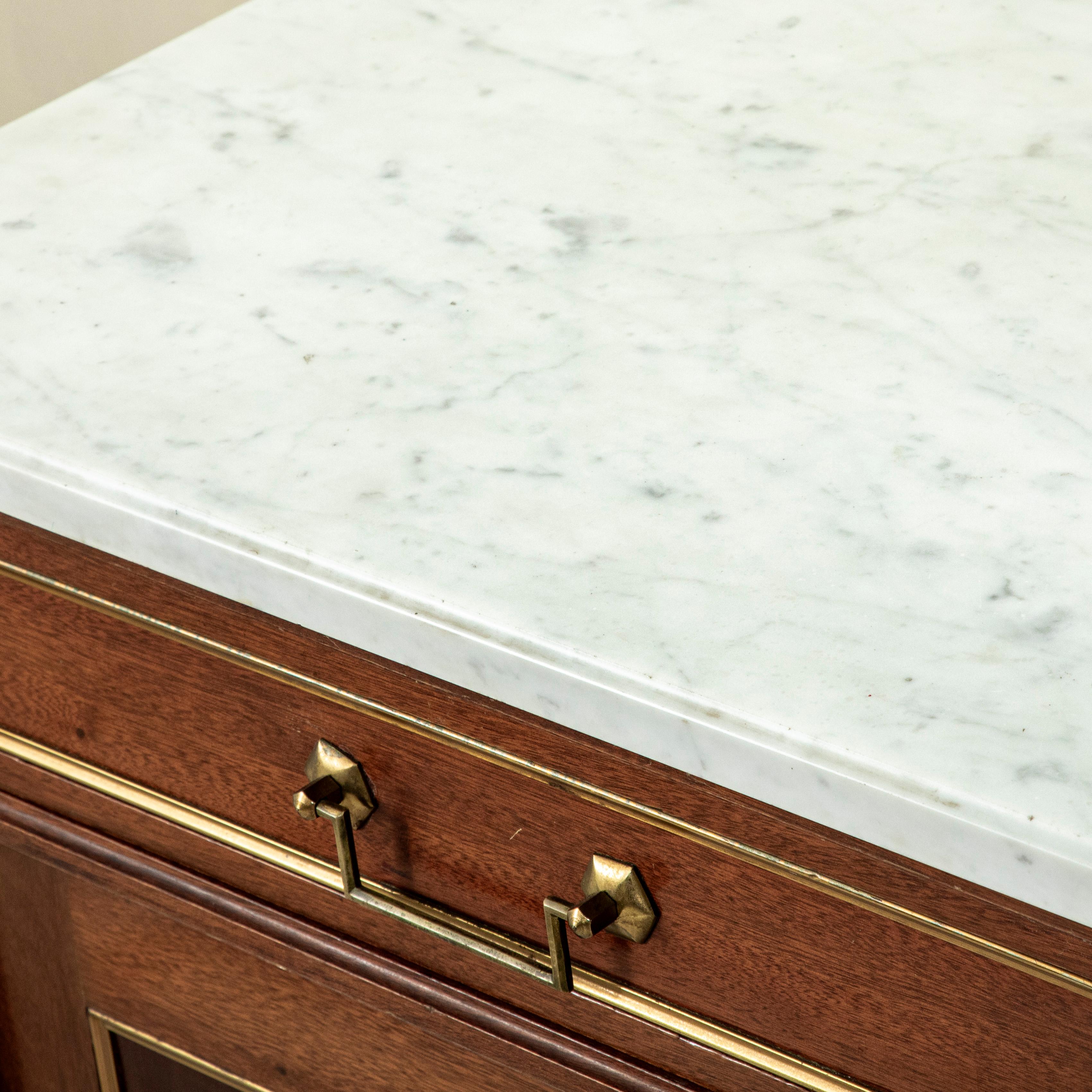 Early 20th Century French Louis XVI Mahogany and Marble Enfilade, Sideboard For Sale 15