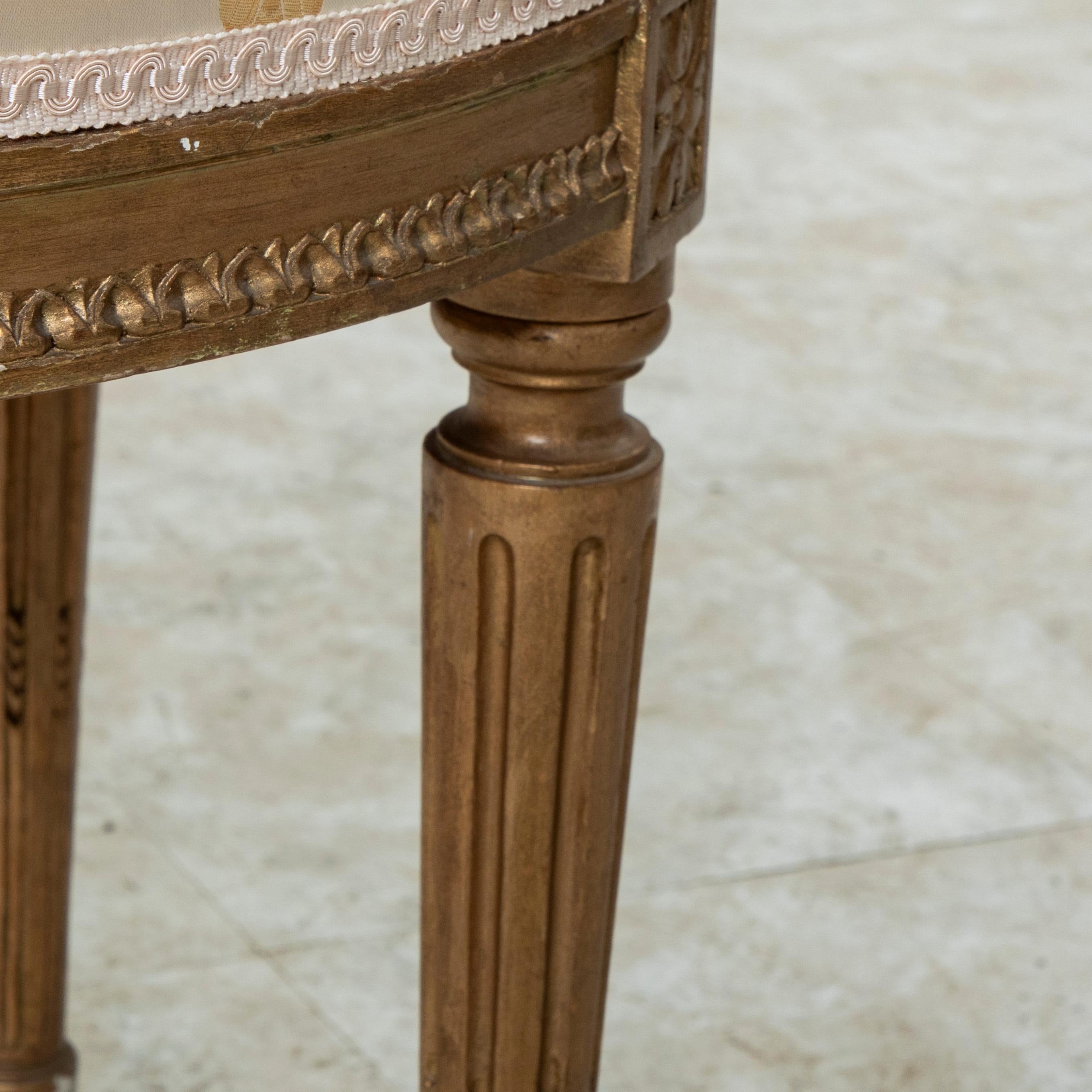 Early 20th Century French Louis XVI Style Gilt Wood Vanity Stool or Bench 8