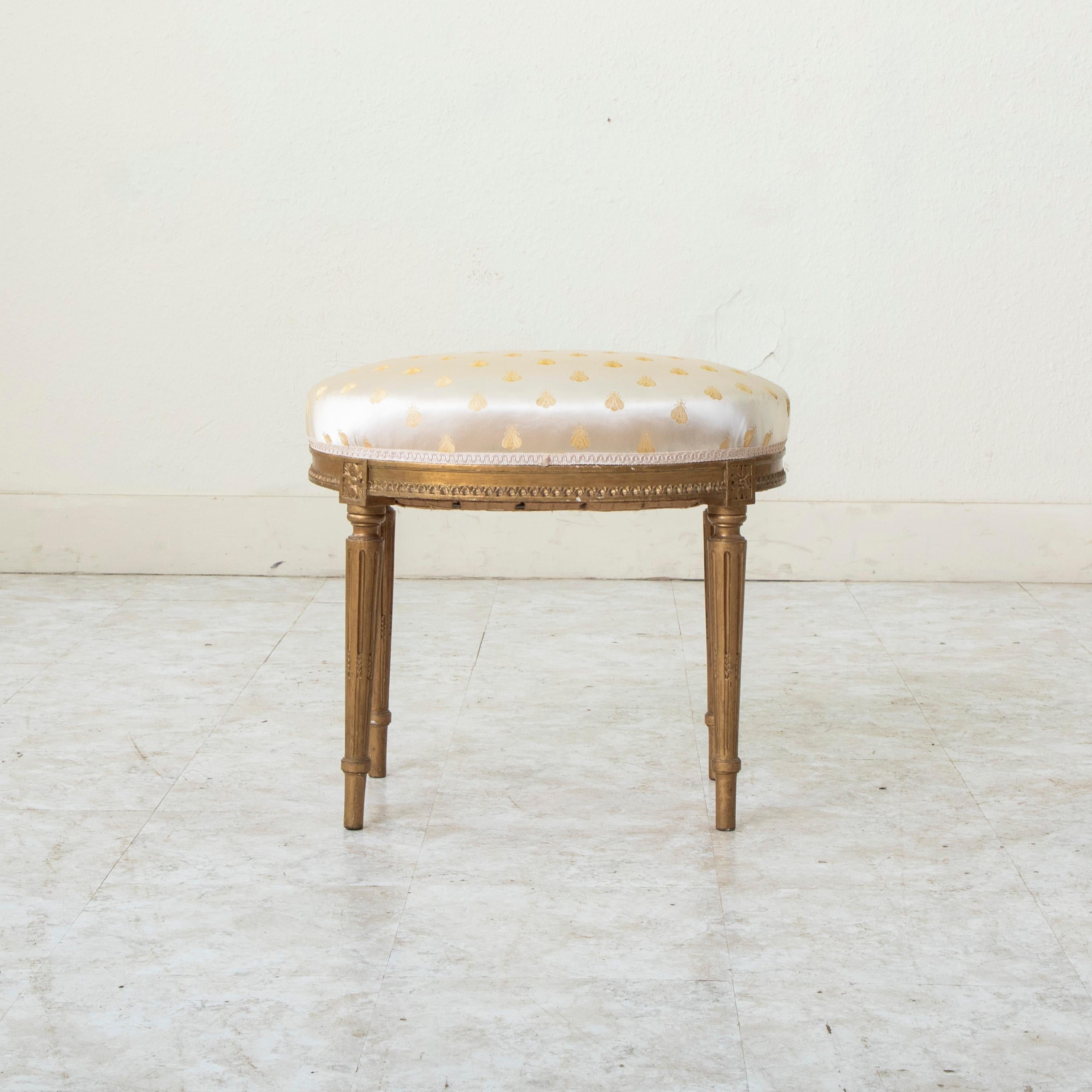 Early 20th Century French Louis XVI Style Gilt Wood Vanity Stool or Bench 2