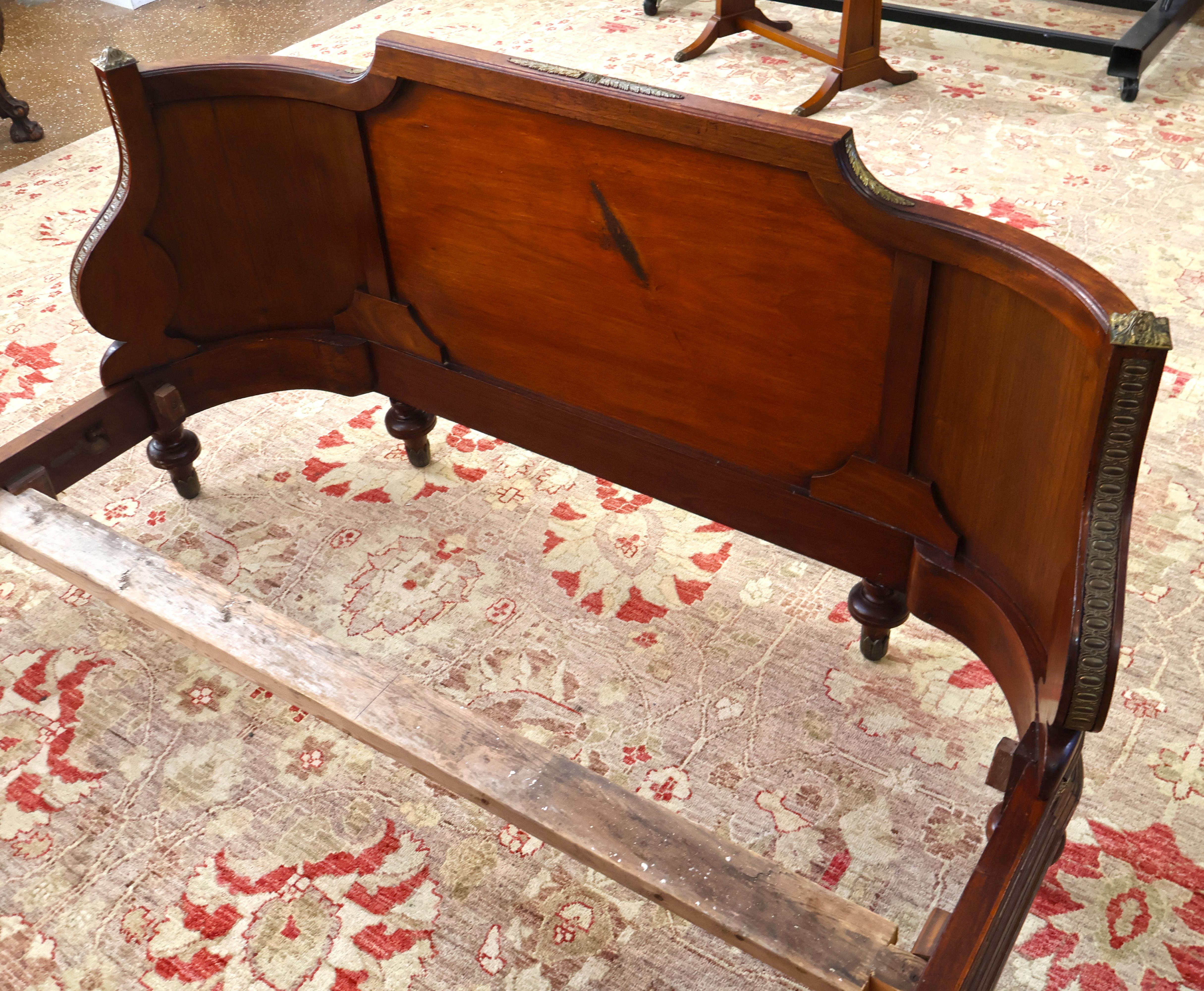 Early 20th Century French Louis XVI Style Inlaid Bronze Mounted Walnut Full Bed For Sale 3