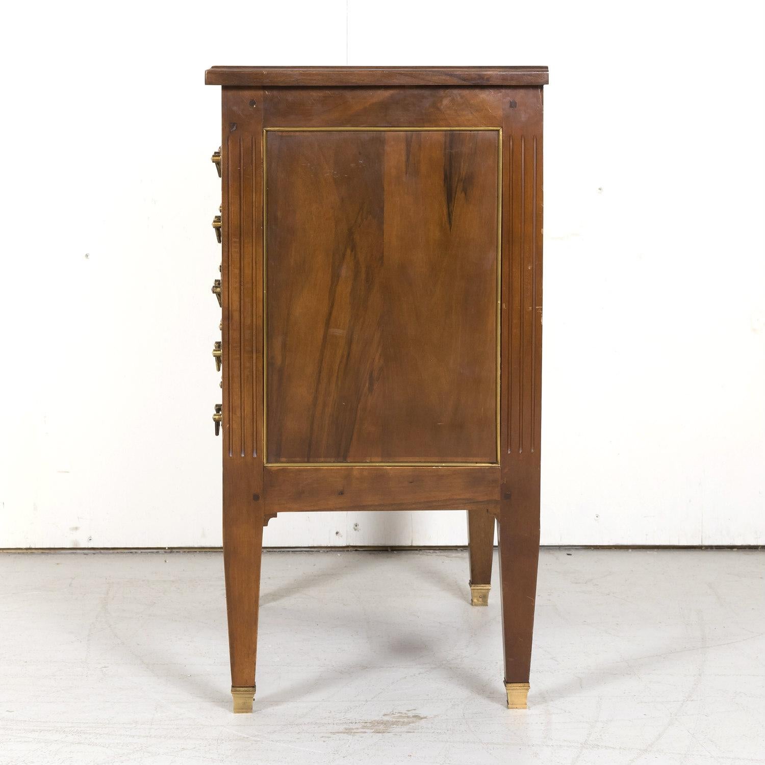 Early 20th Century French Louis XVI Style Petite Five Drawer Walnut Commode 15