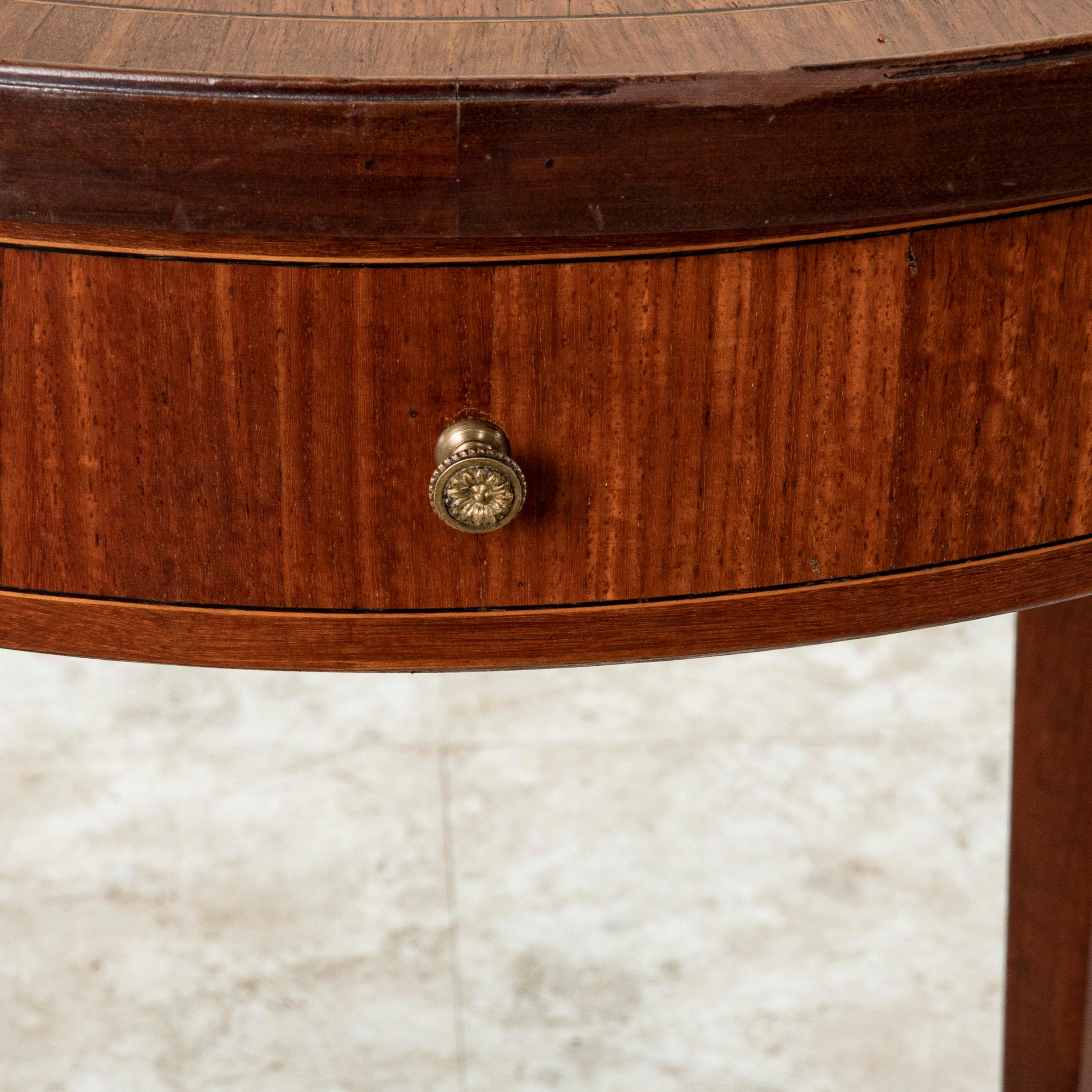Early 20th Century French Louis XVI Style Rosewood Marquetry Side Table 6