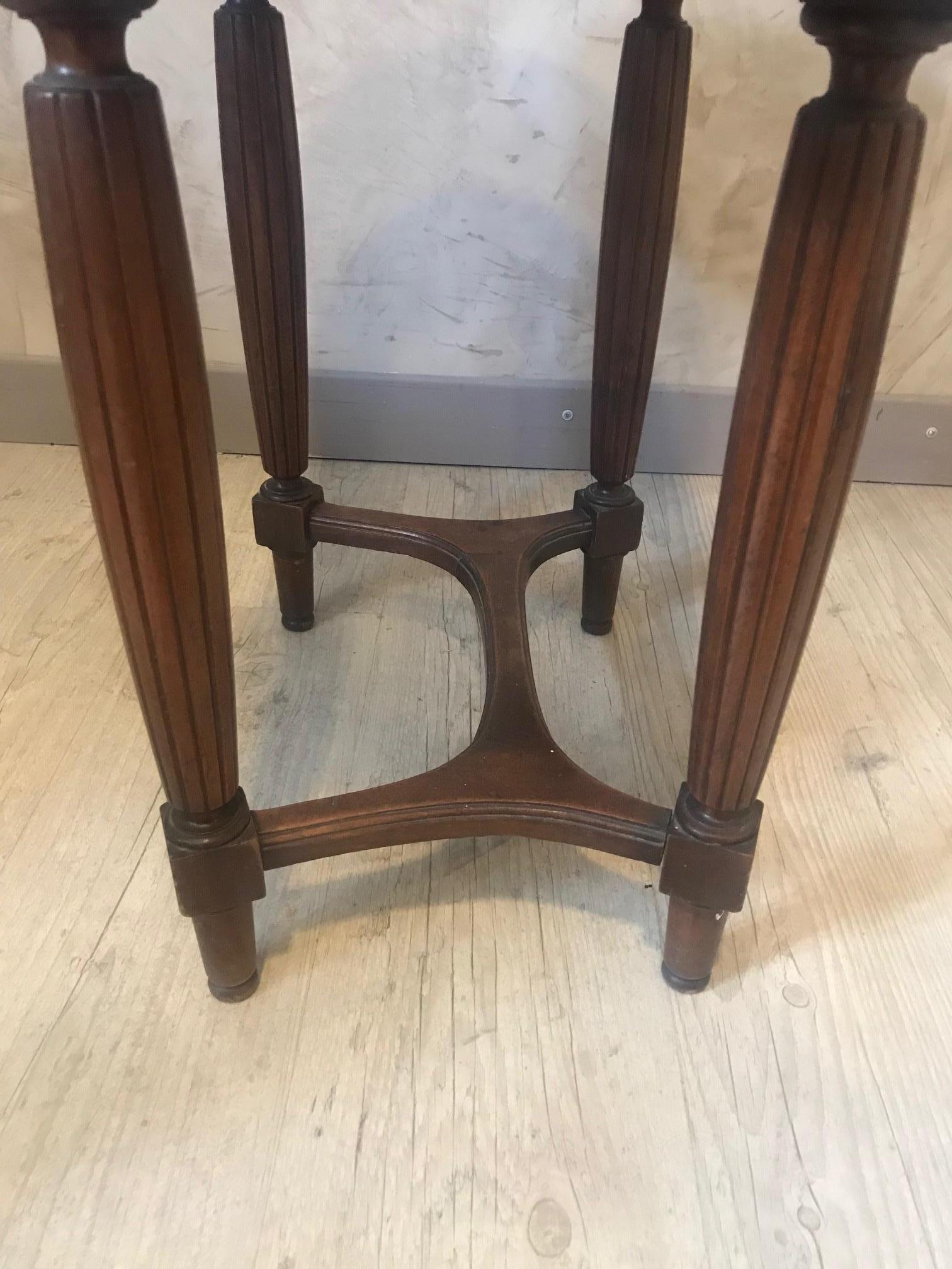 Early 20th Century French Louis XVI Style Walnut and Caned Bench, 1900s For Sale 7