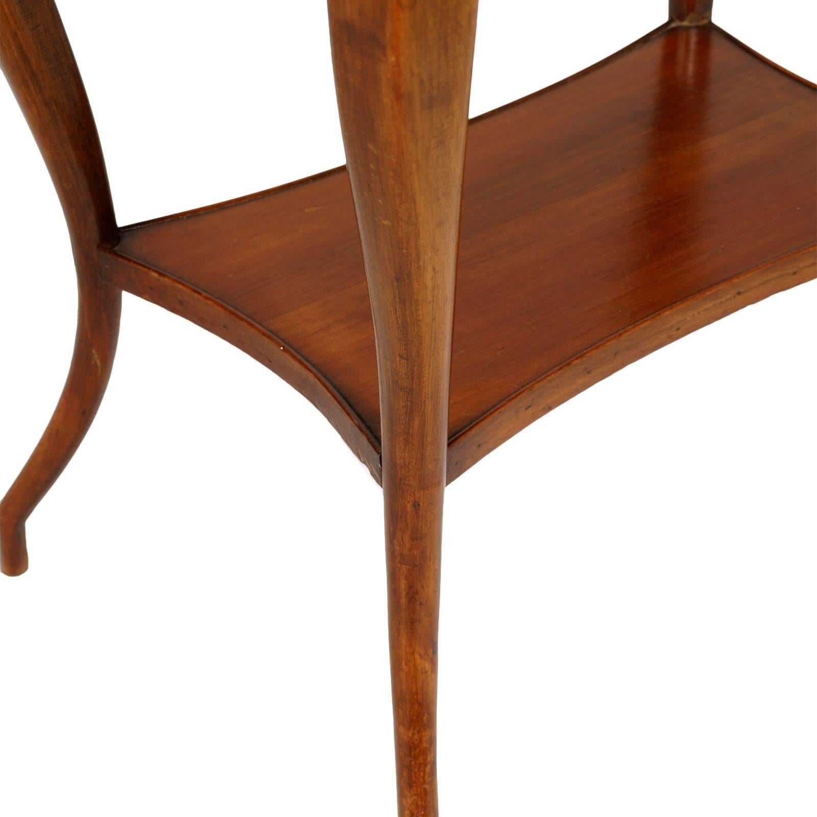 Early 20th Century French Louis XVI Table, Cabinet Nightstand in Walnut Polished For Sale 1