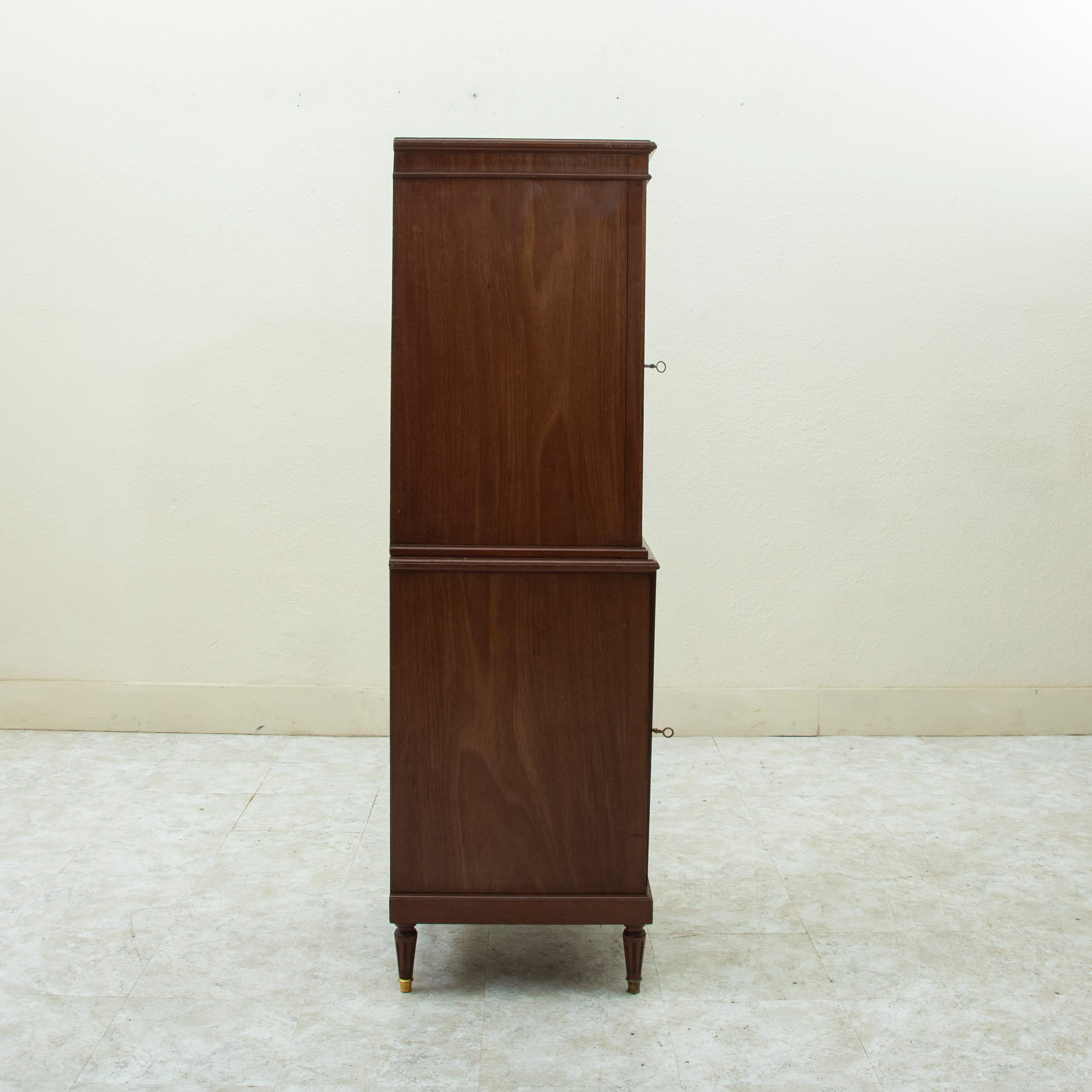Early 20th Century French Mahogany Artist's Filing Cabinet With Pullout Trays 1
