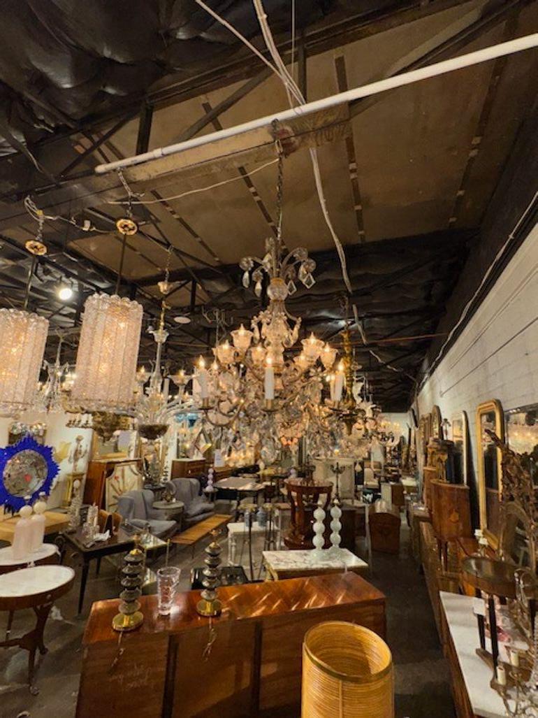 Early 20th Century French Maison Bagues Gilt Bronze and Crystal Chandelier For Sale 4