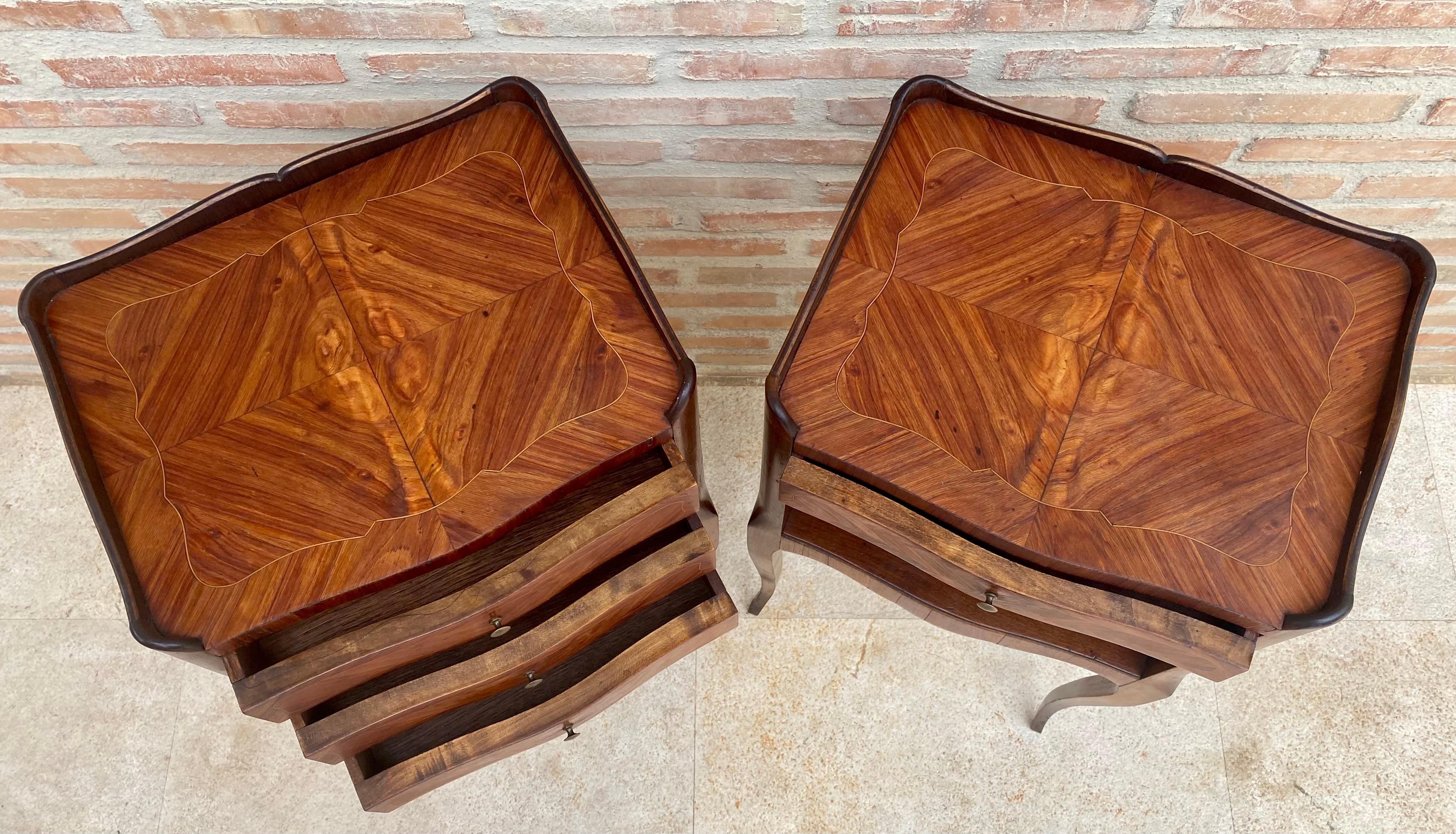 Early 20th Century French Marquetry and Iron Hardware Bedside Tables or Nightsta In Good Condition For Sale In Miami, FL