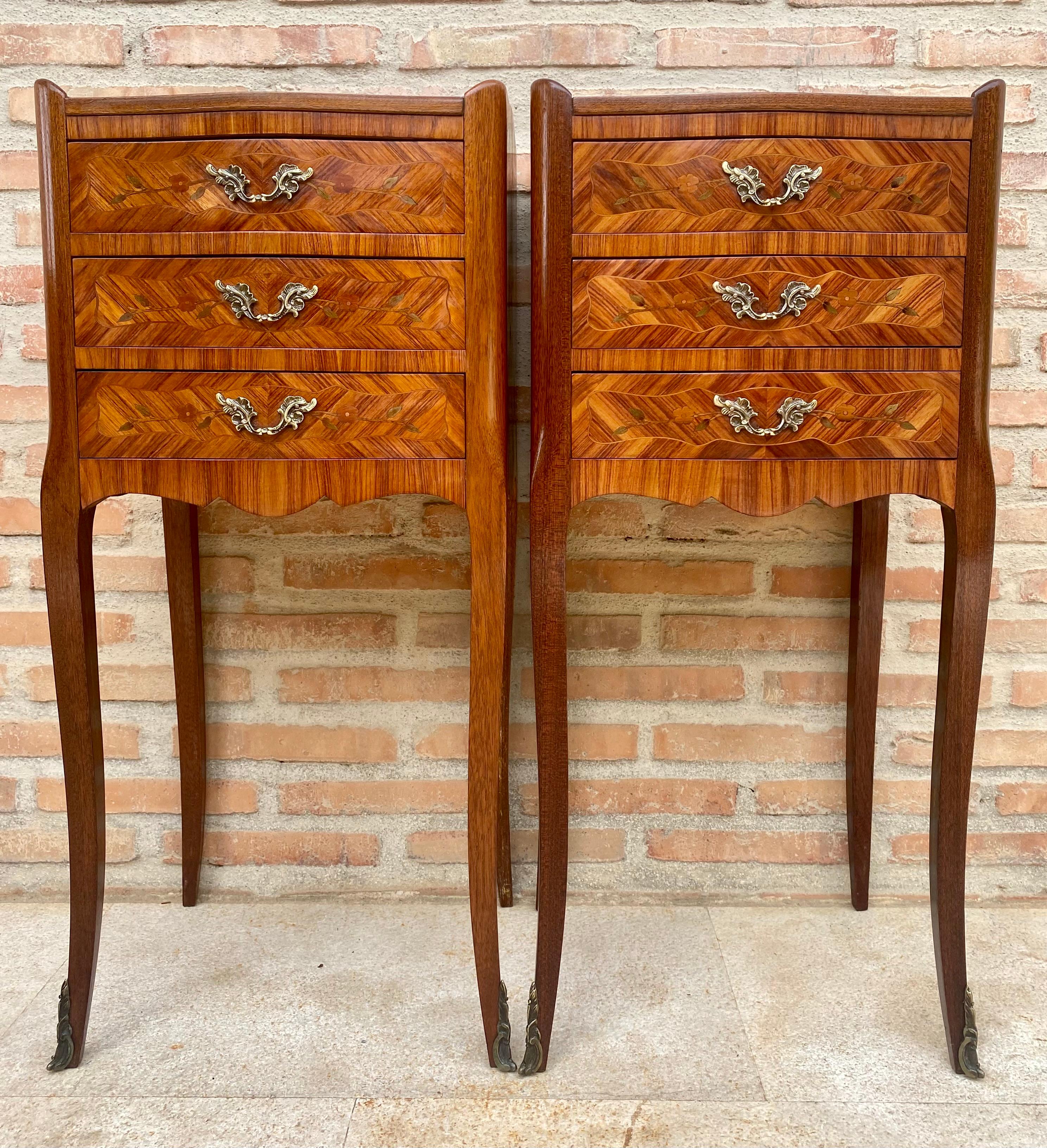 Early 20th Century French Marquetry and Iron Hardware Bedside Tables or Nightsta For Sale 2