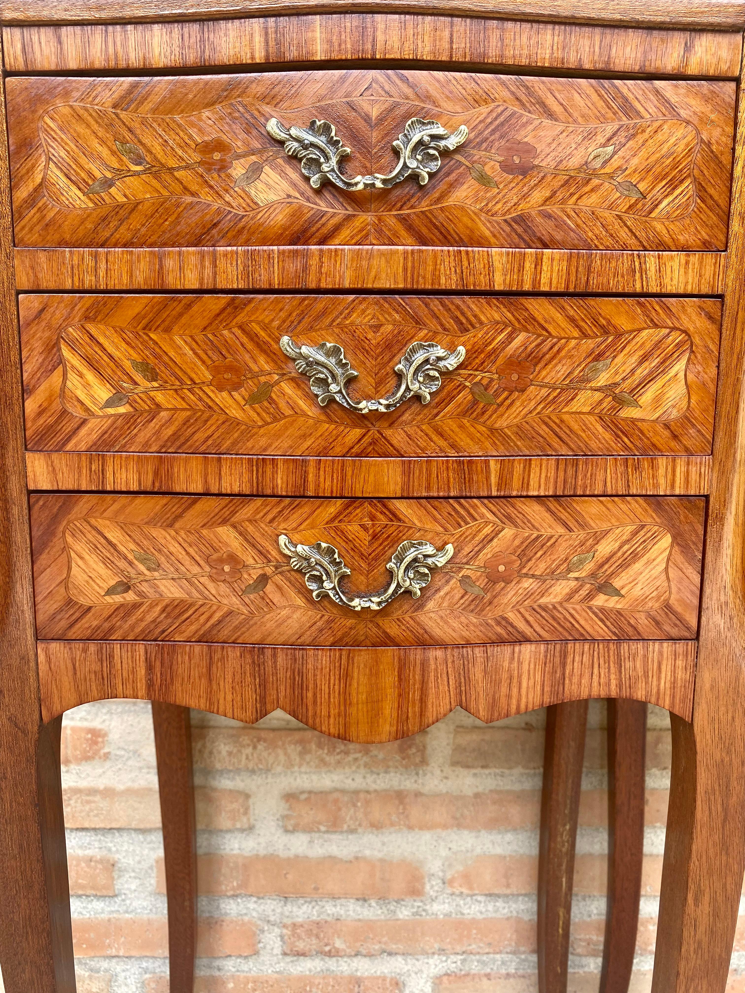 Early 20th Century French Marquetry and Iron Hardware Bedside Tables or Nightsta For Sale 3