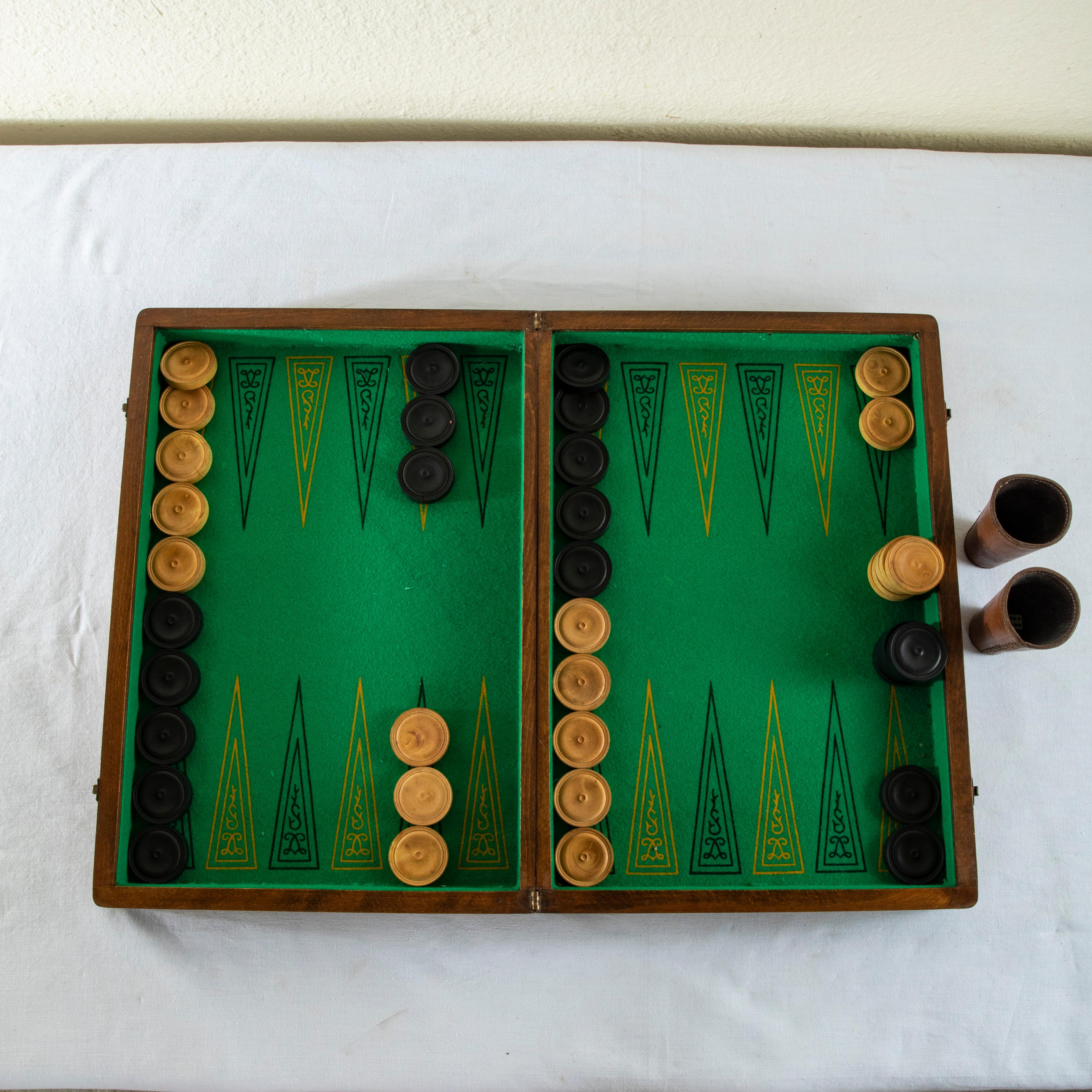 Boîte à jeux en marqueterie française du début du 20e siècle, Backgammon, Dames en vente 3