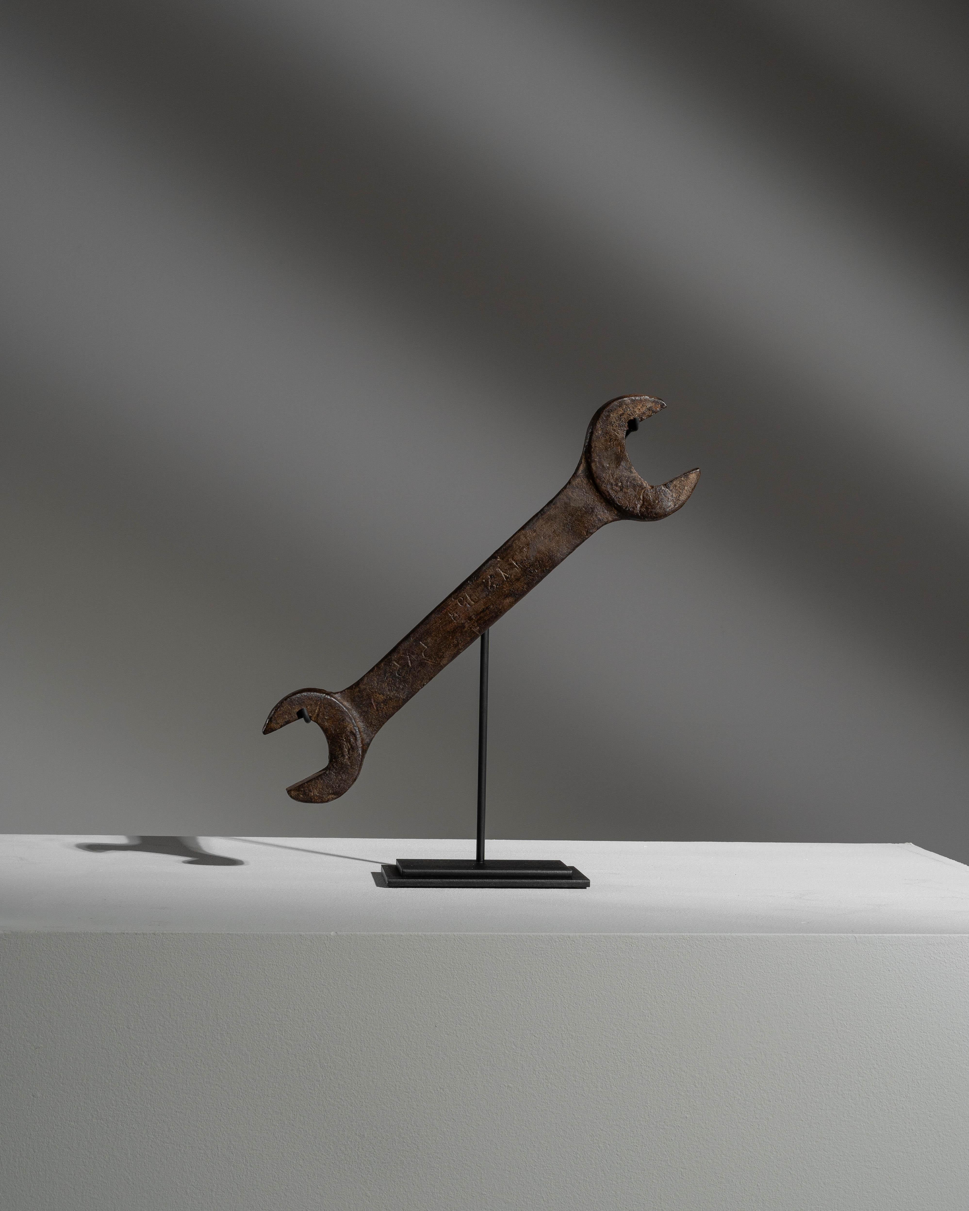 Early 20th Century French Metal Wrench On Stand In Good Condition For Sale In High Point, NC