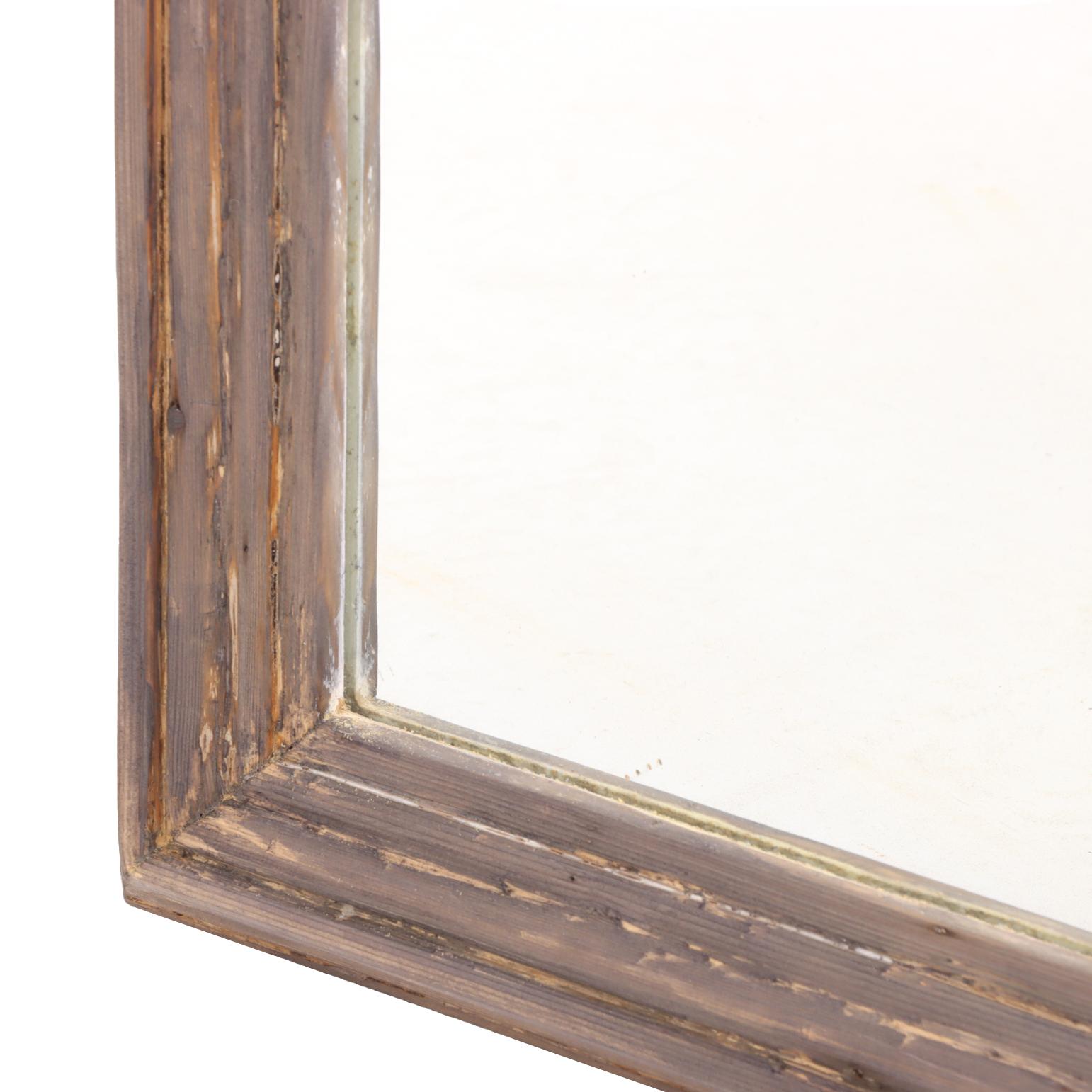 Miroir de sol à cadre moulé du début du 20e siècle. Bon état - En vente à Philadelphia, PA