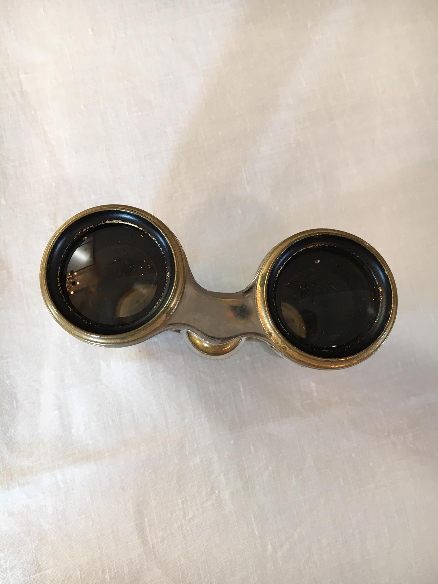 Early 20th Century French Mother of Pearl Opera Binoculars 1