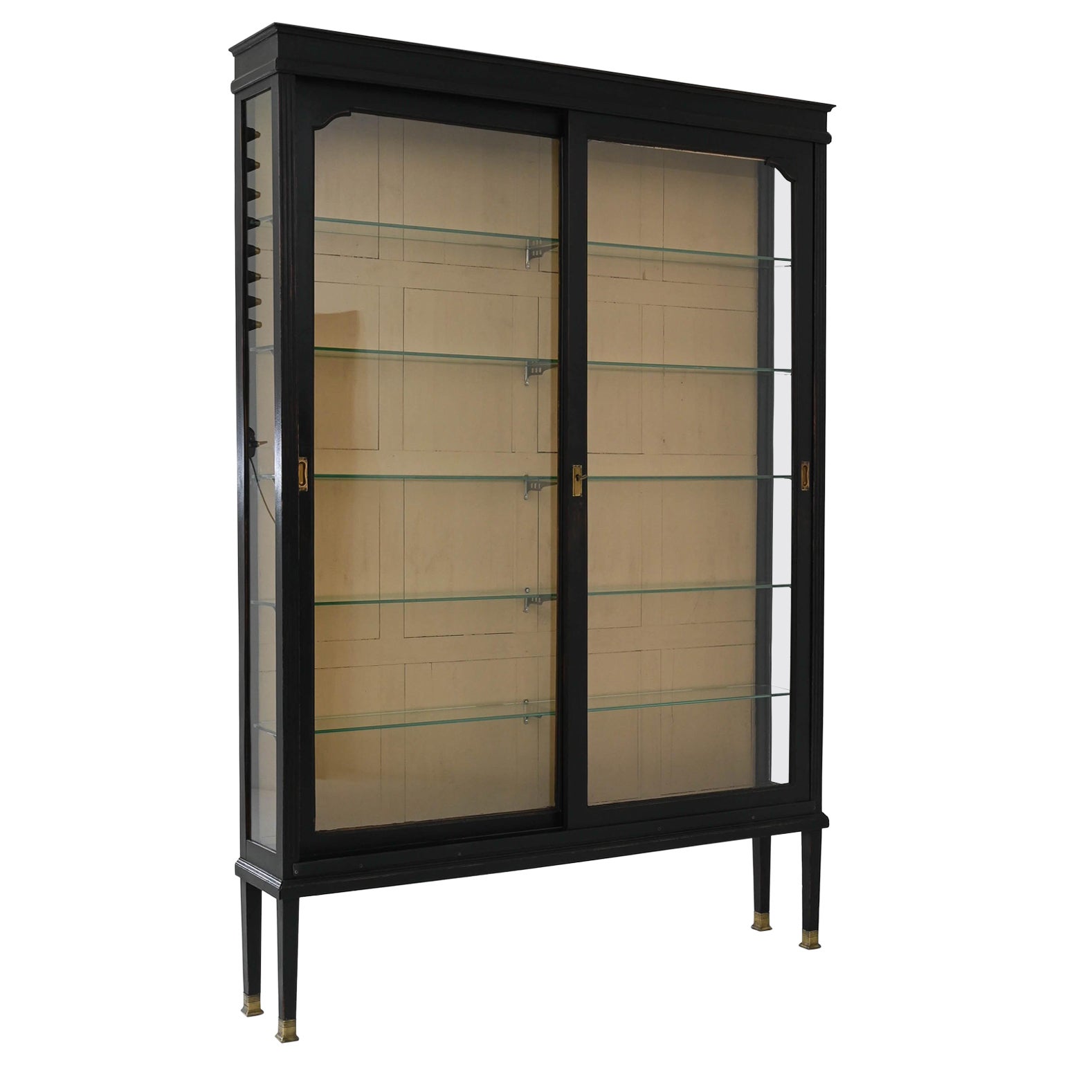 Early 20th Century French Museum Vitrine