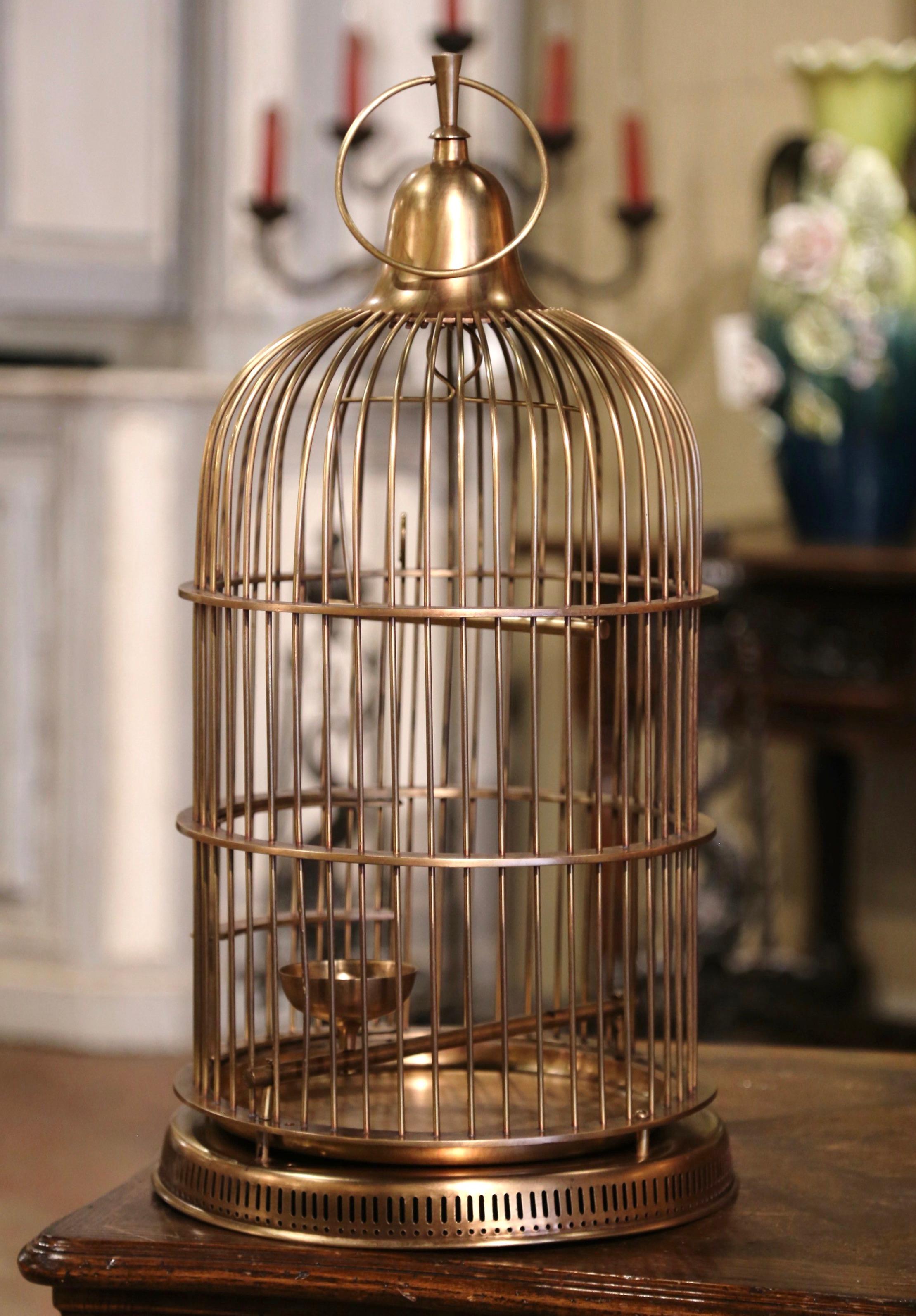 Cage à oiseaux en fil de laiton Napoléon III du début du 20e siècle Excellent état - En vente à Dallas, TX