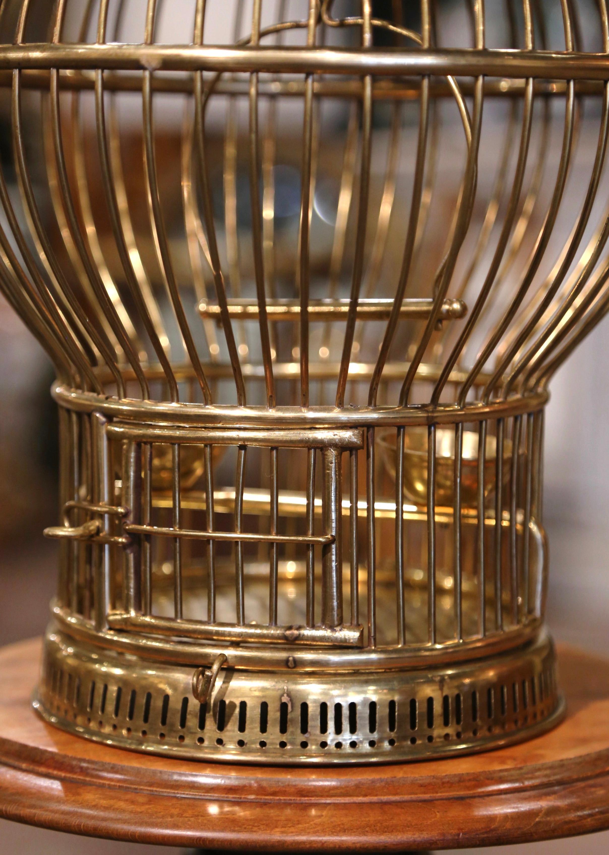 Early 20th Century French Napoleon III Brass Wire Birdcage with Dome Top In Excellent Condition In Dallas, TX