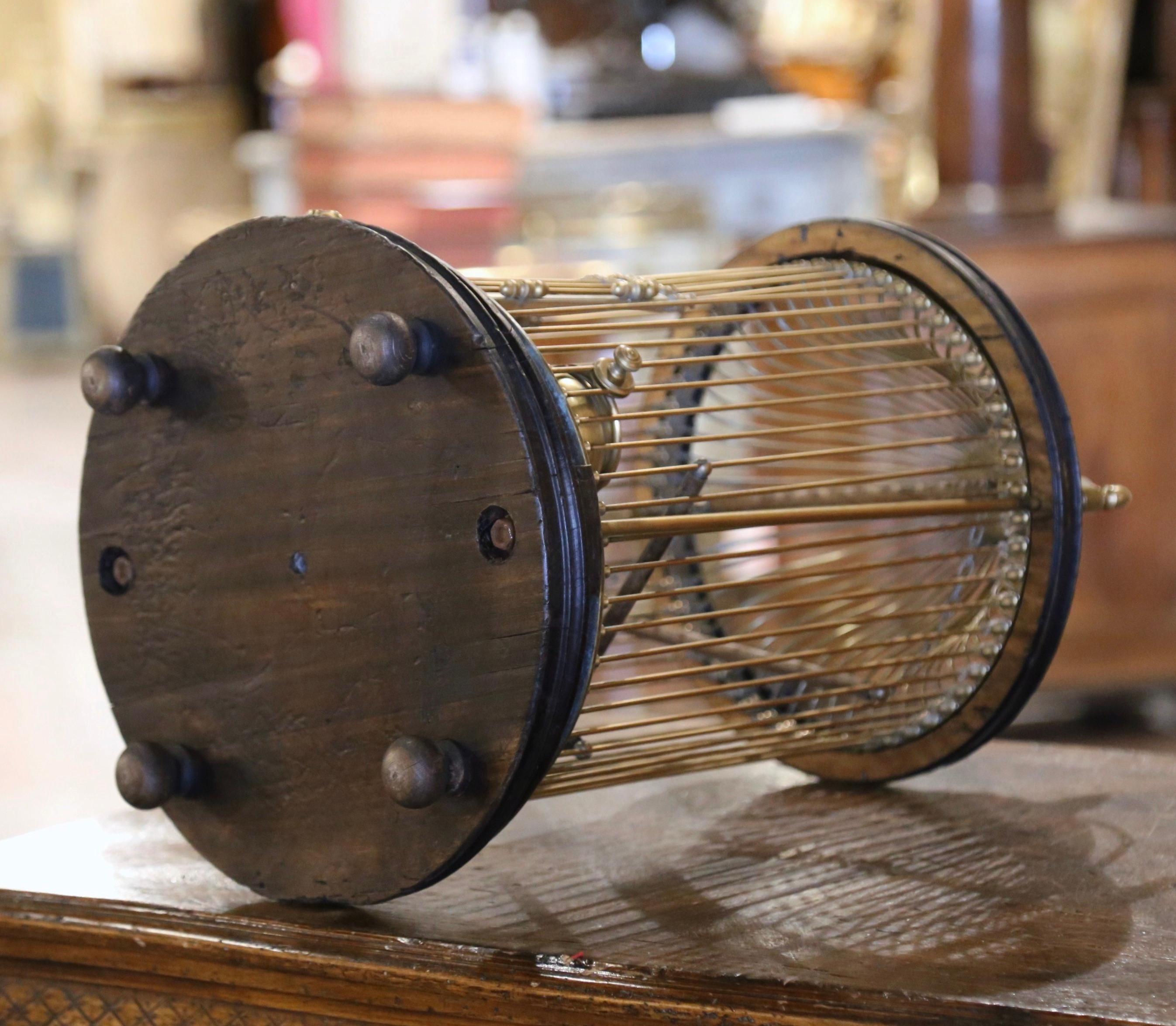 Early 20th Century French Napoleon III Brass Wire Birdcage with Removable Tray For Sale 5