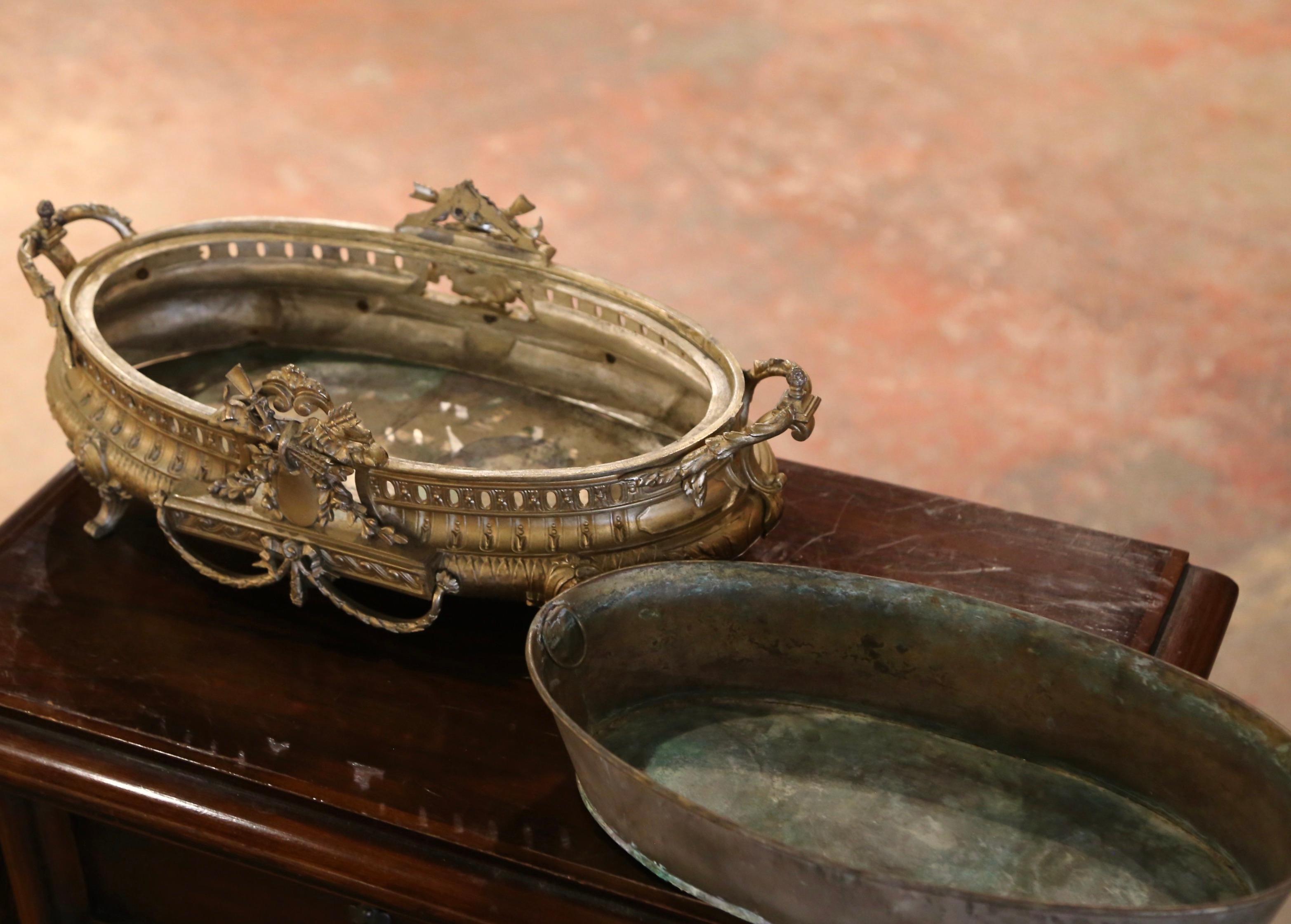 Early 20th Century French Napoleon III Ornate Bronze Jardinière with Zinc Liner 1