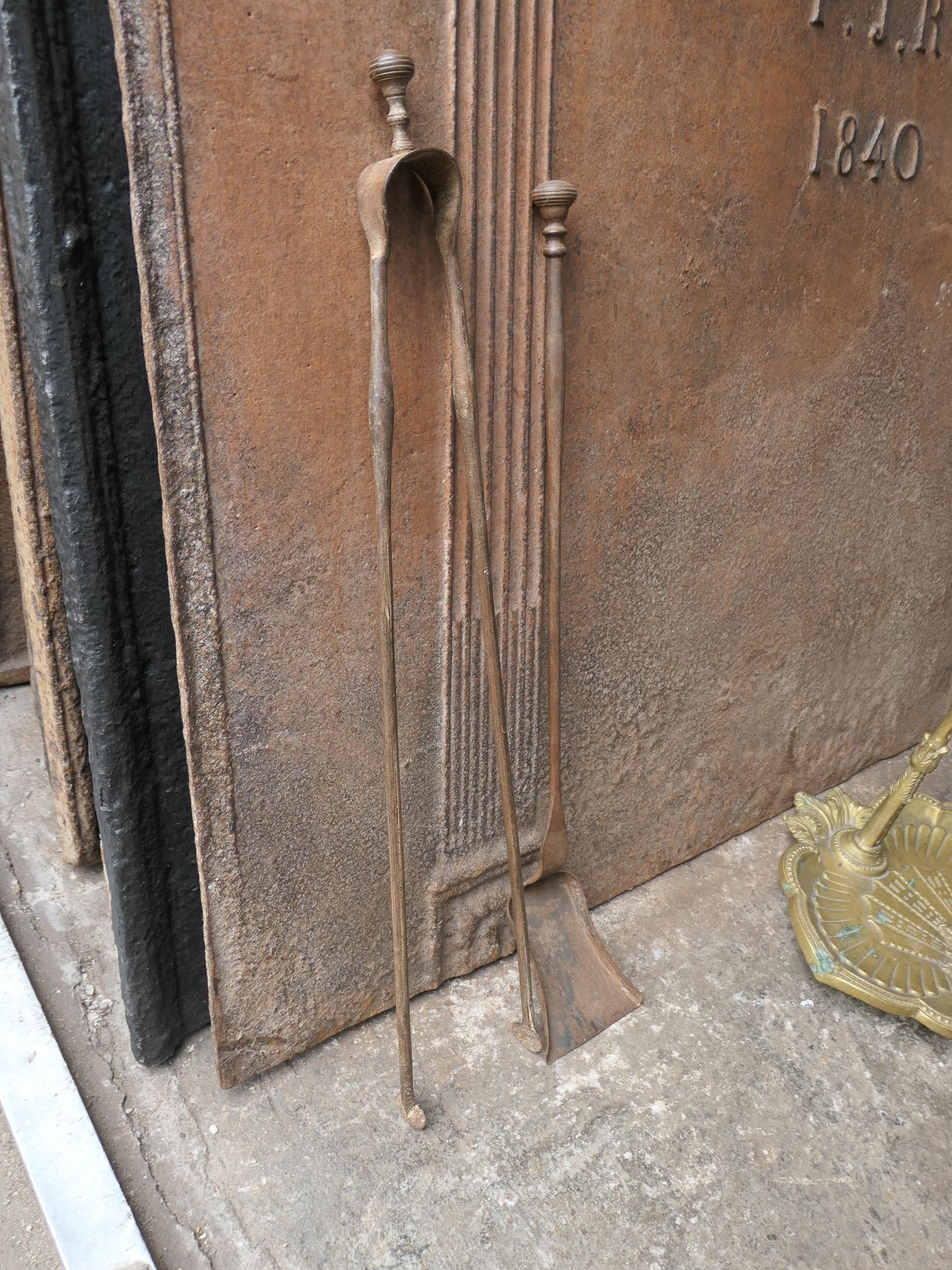 Early 20th Century French Napoleon III Style Fireplace Tool Set For Sale 5