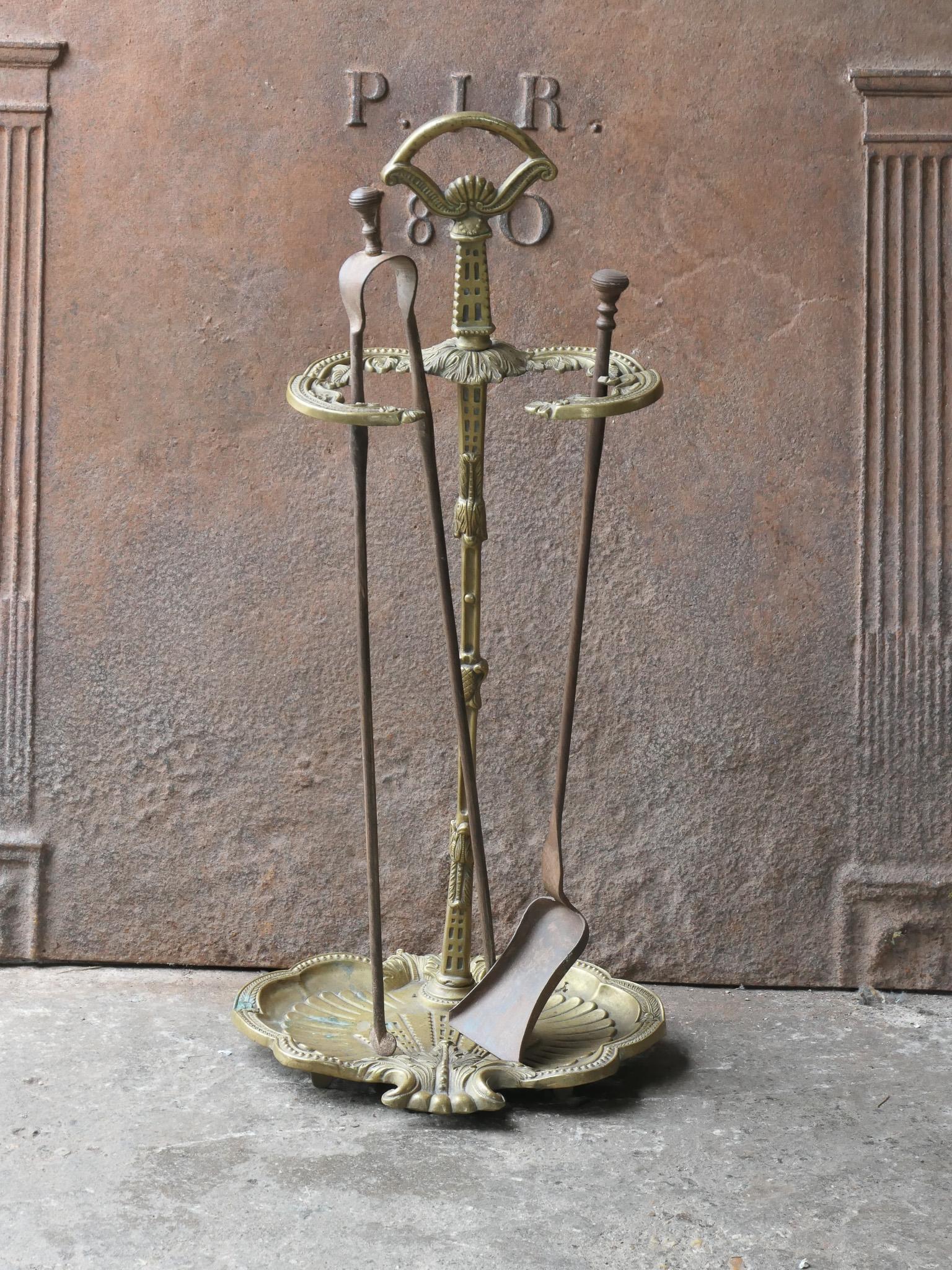Forged Early 20th Century French Napoleon III Style Fireplace Tool Set For Sale