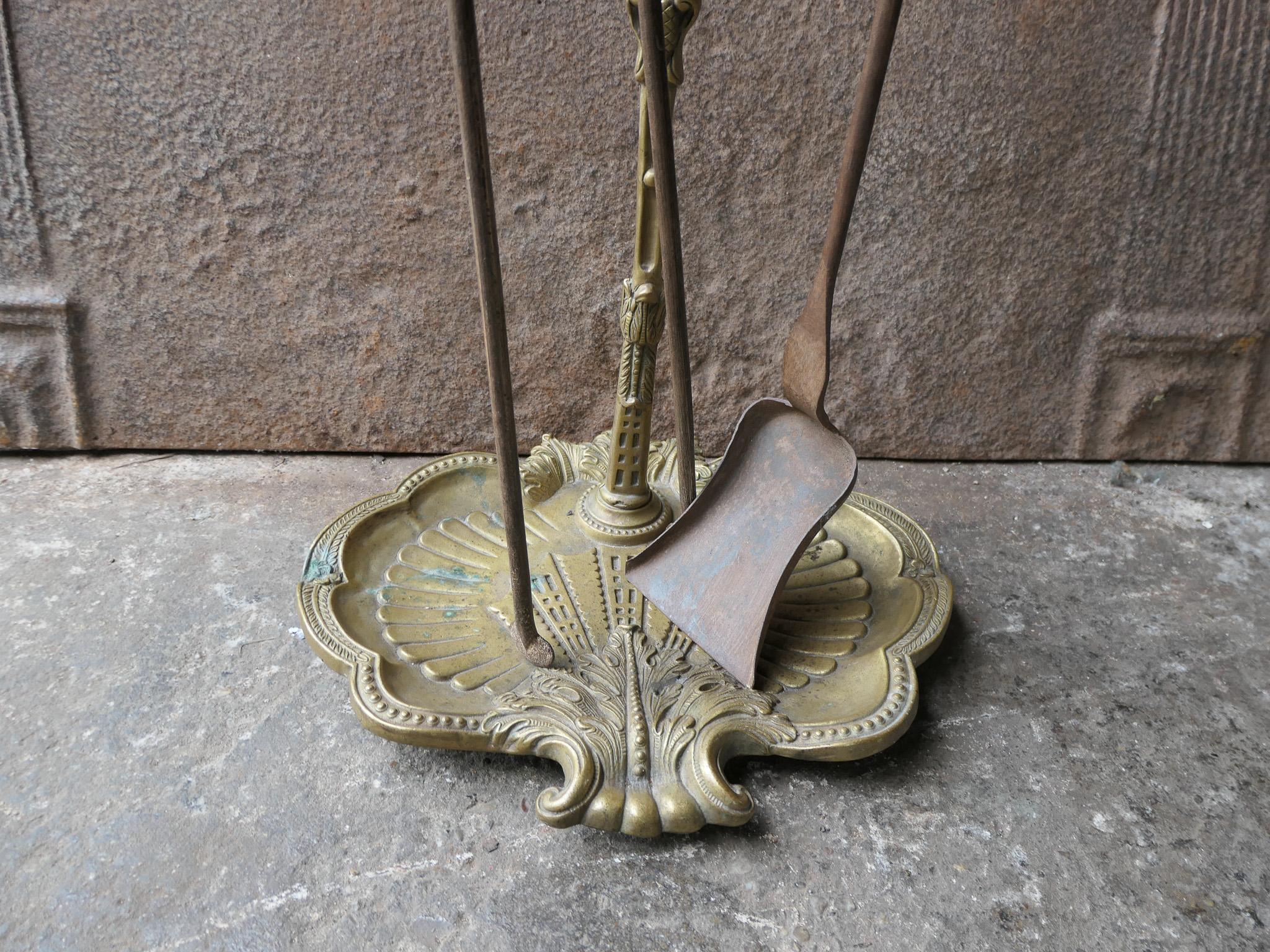 Early 20th Century French Napoleon III Style Fireplace Tool Set For Sale 2