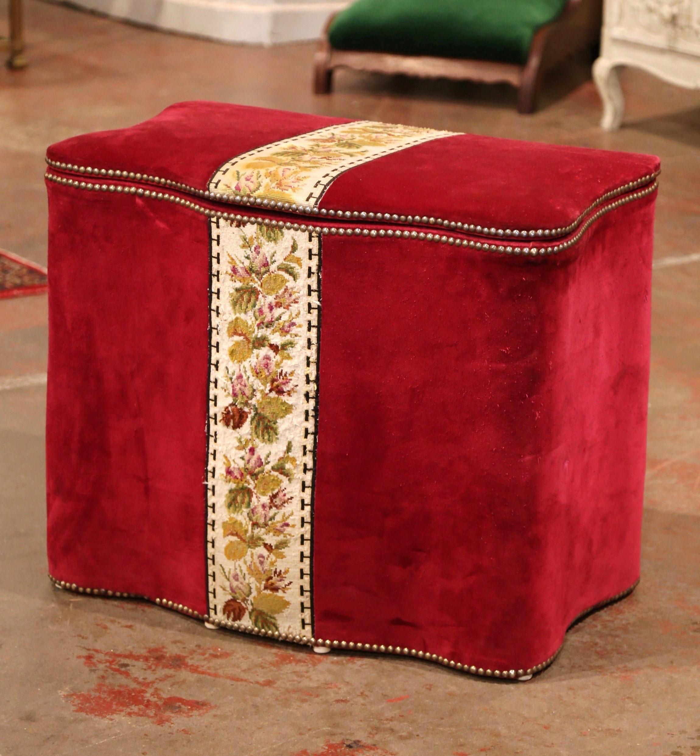 Hand-Crafted Early 20th Century French Needlepoint and Velvet Storage Hamper Trunk