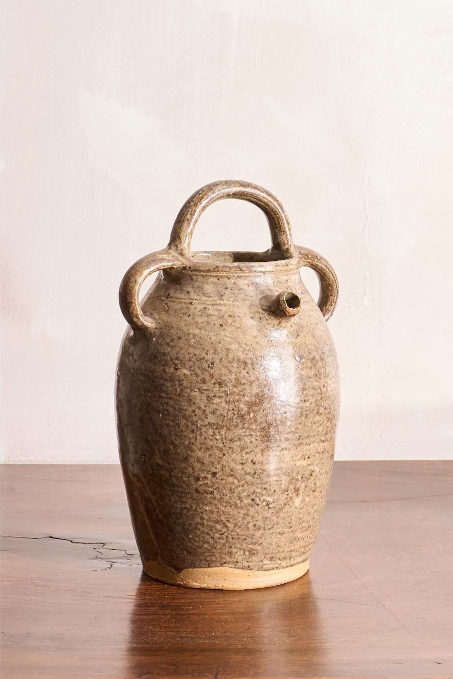 This is a very attractive genuine antique French country pot. Ideal as a decorative piece to add some colour to a space. The glaze on this one is lovely mottled grey and with some simple dried flowers in creates an attractive feature piece. Lovely