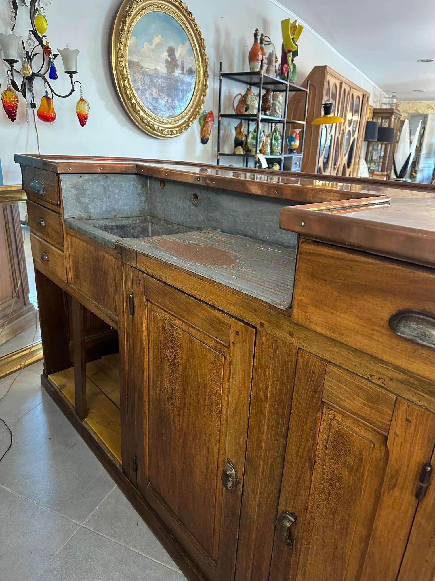 Bancone da bar francese in Oak e rame, inizio XX secolo in vendita 1