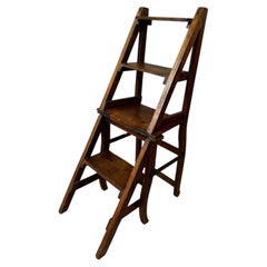 Early 20th Century French Oak Convertible Chair and Step Ladder, circa 1900s