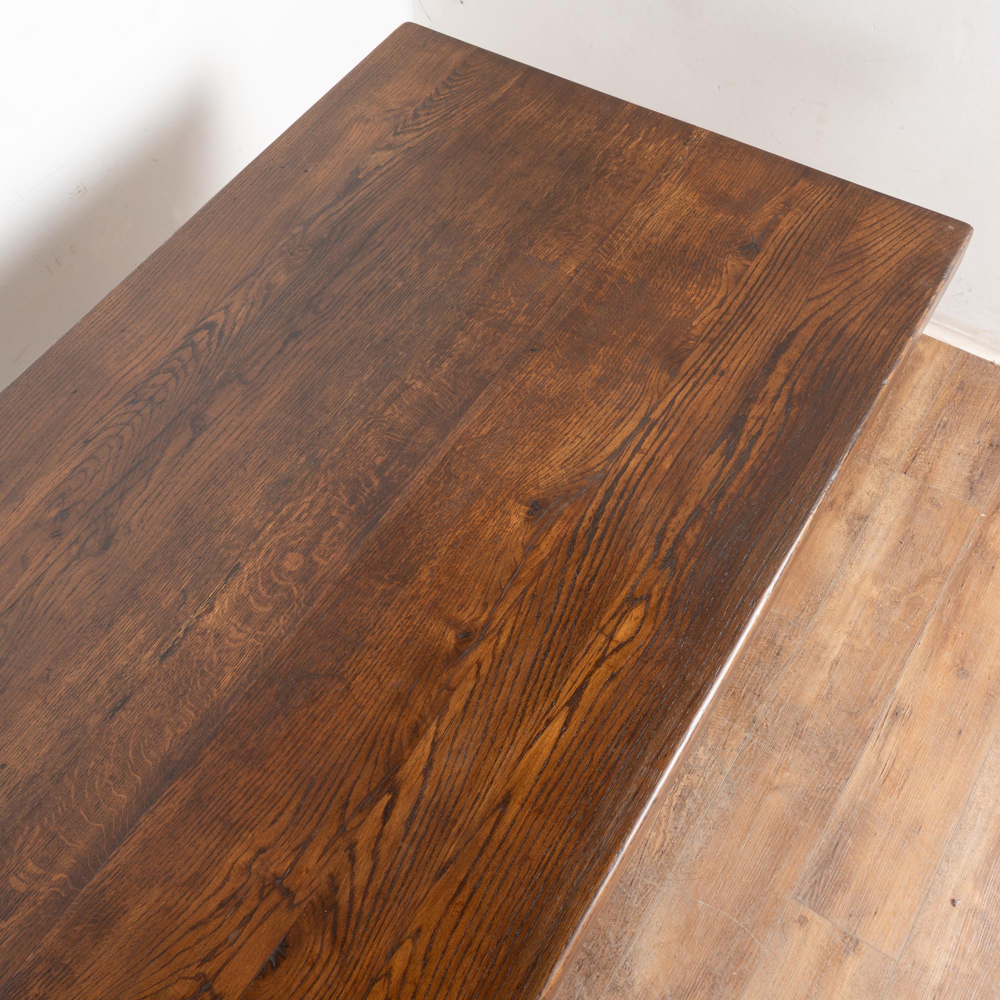 Table de salle à manger en chêne français du début du 20e siècle en vente 3