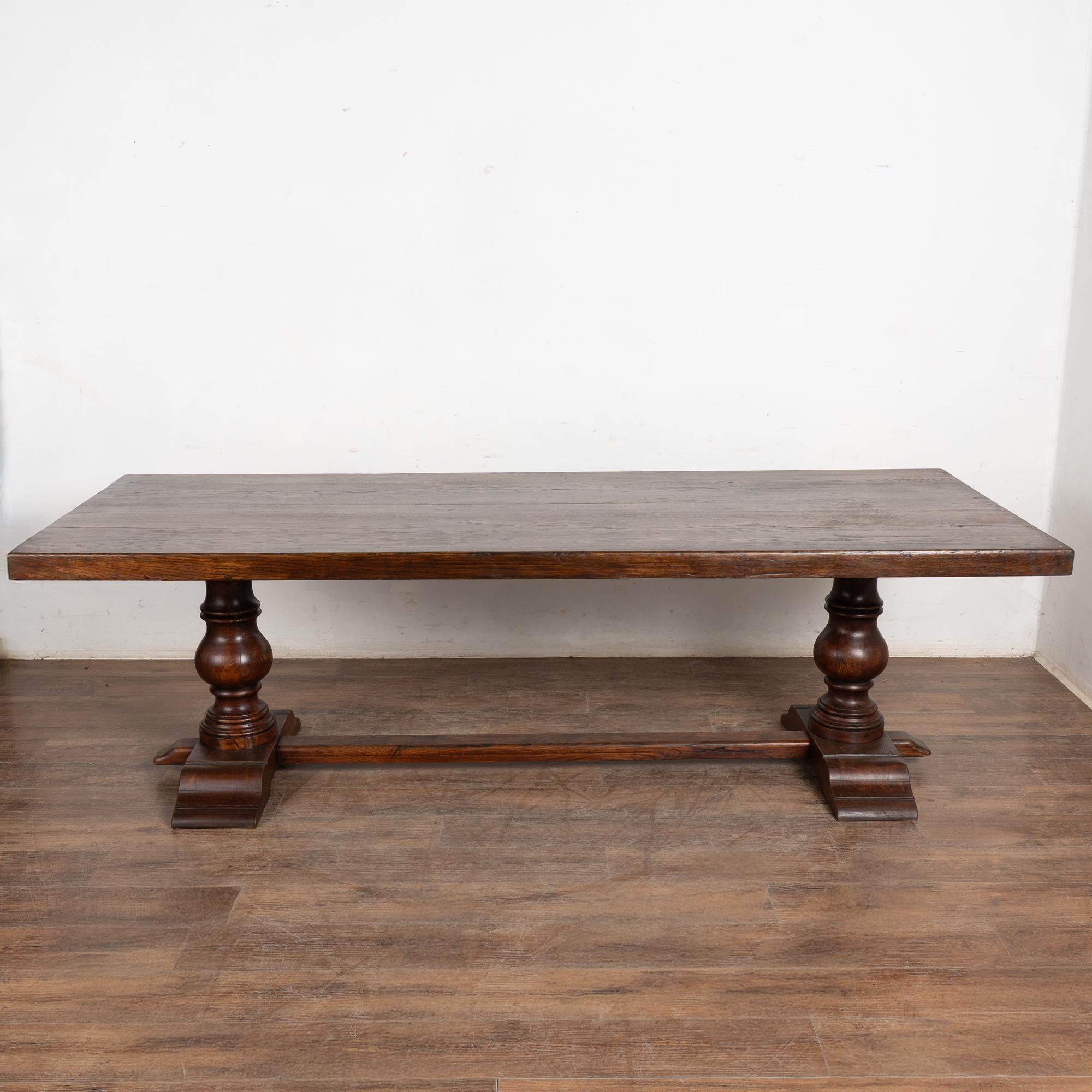 20ième siècle Table de salle à manger en chêne français du début du 20e siècle en vente