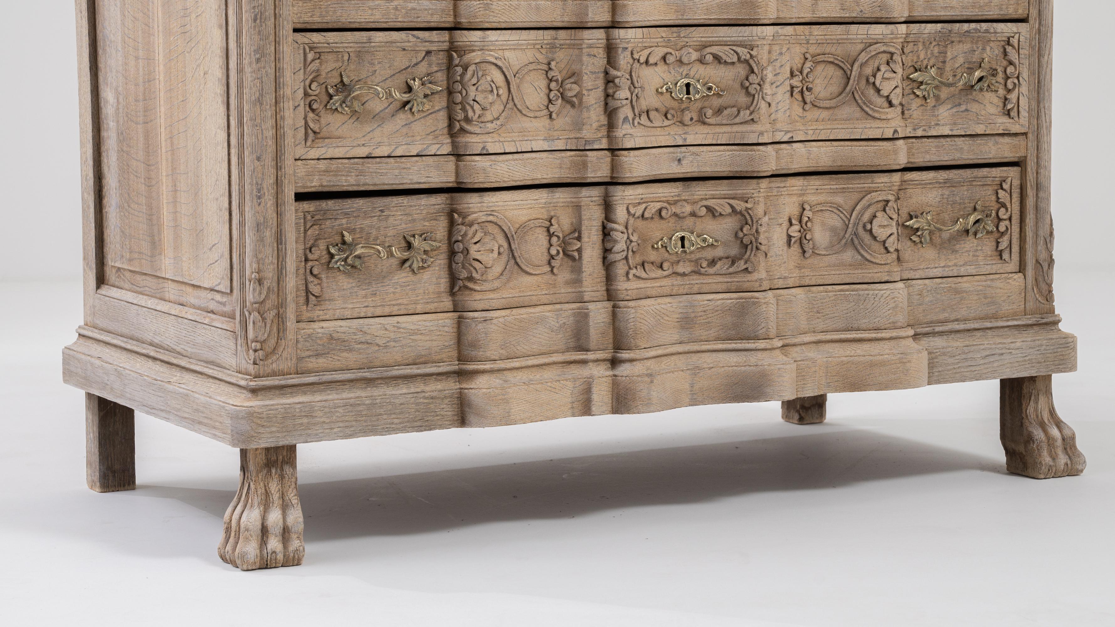 Early 20th Century French Oak Drawer Chest 5