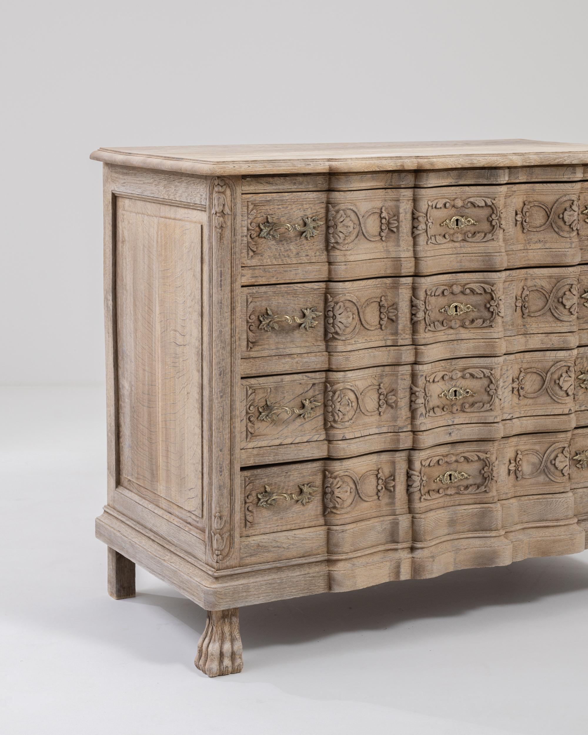 Early 20th Century French Oak Drawer Chest 3