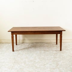 Tavolo da fattoria o tavolo da pranzo in Oak francese dei primi del Novecento, proveniente dalla Normandia