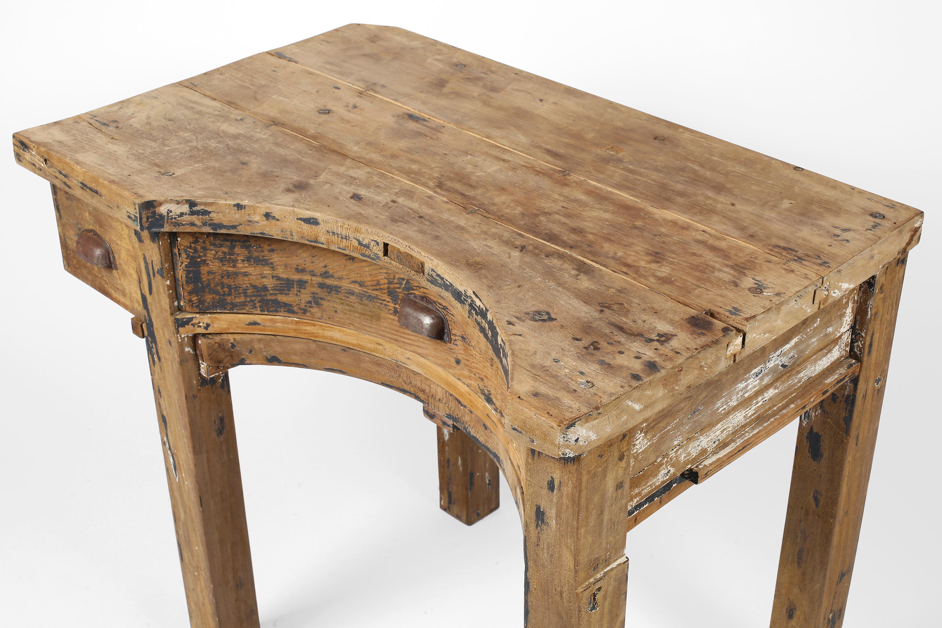 Mesa de joyero francesa de roble de principios del siglo XX en venta 6