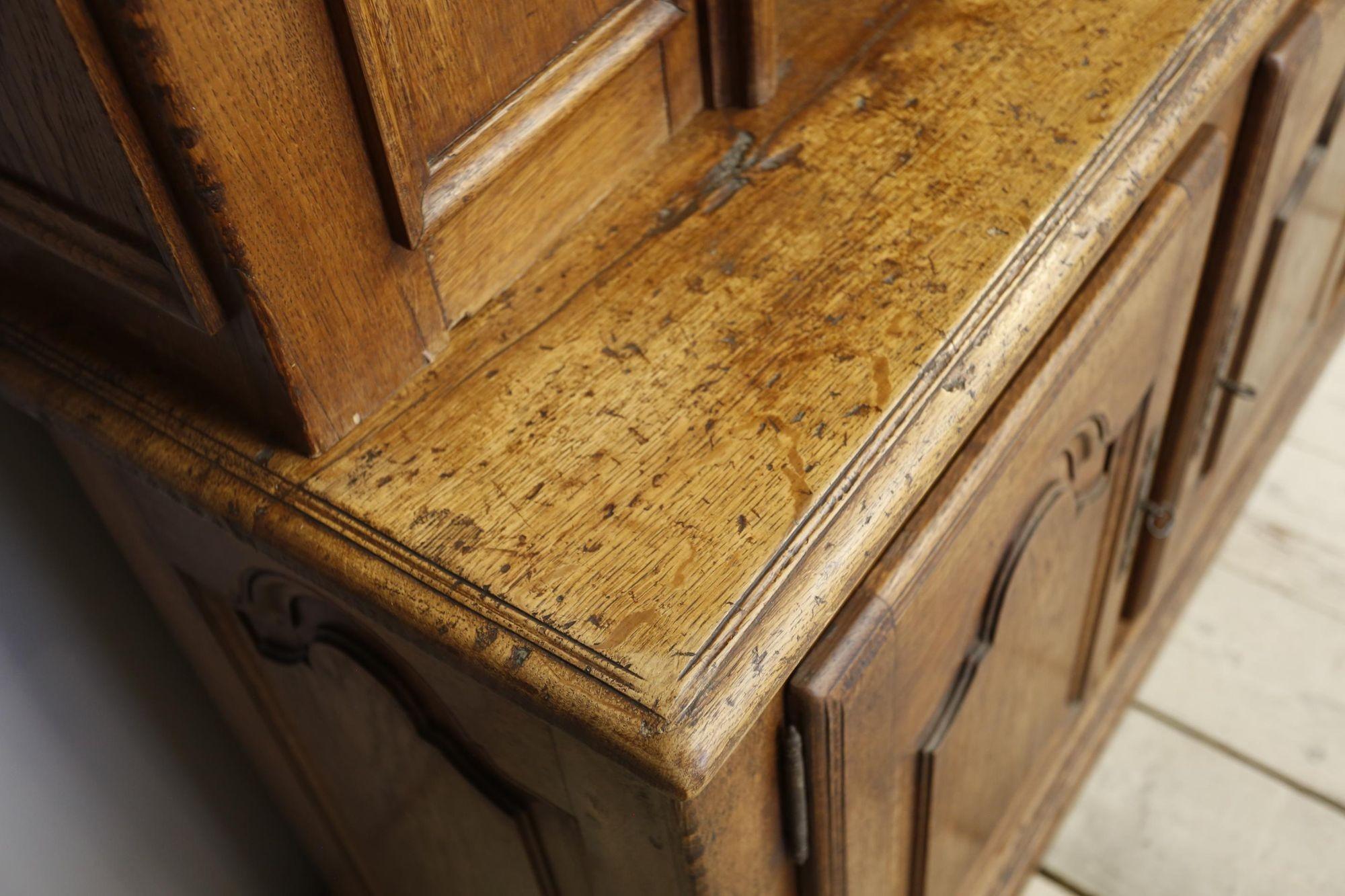 Early 20th century French oak kitchen dresser For Sale 6