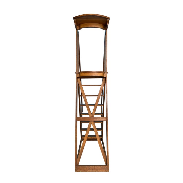 Early 20th Century French Oak Library Ladder For Sale at 1stDibs
