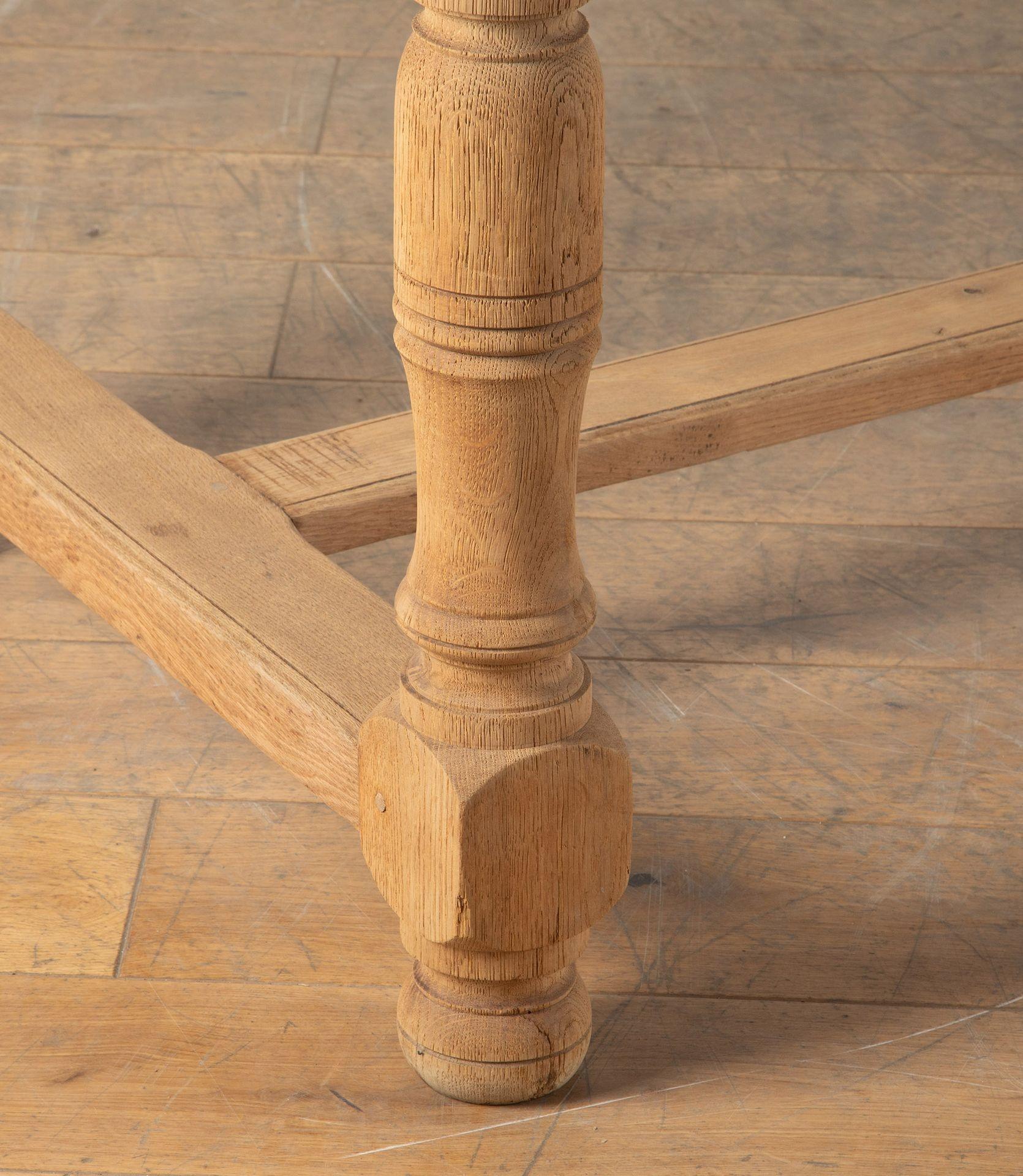 Early 20th Century French Oak Refectory Table For Sale 1