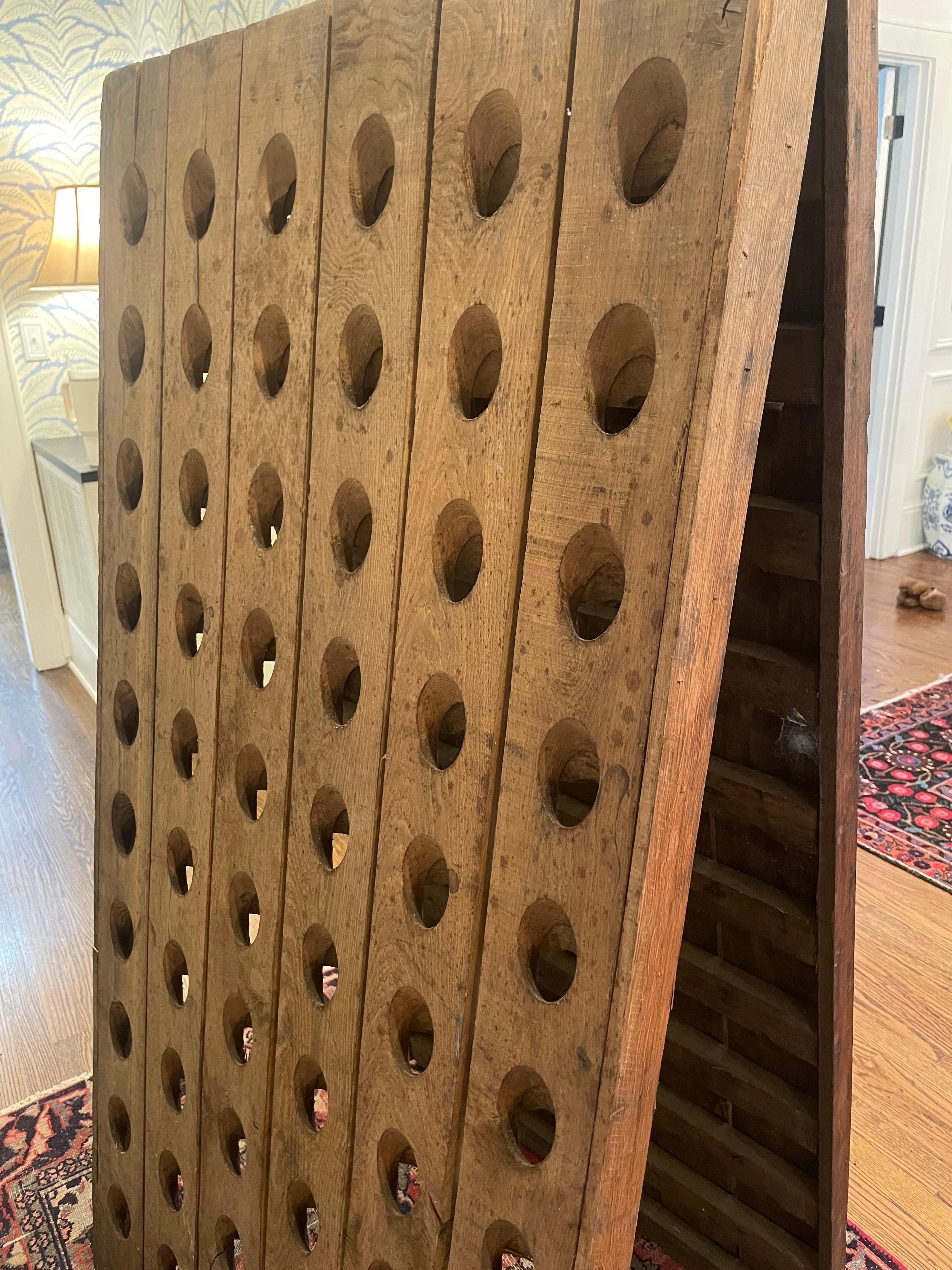 Early 20th Century French Oak Riddling Rack for Wine and champagne Bottles For Sale 4