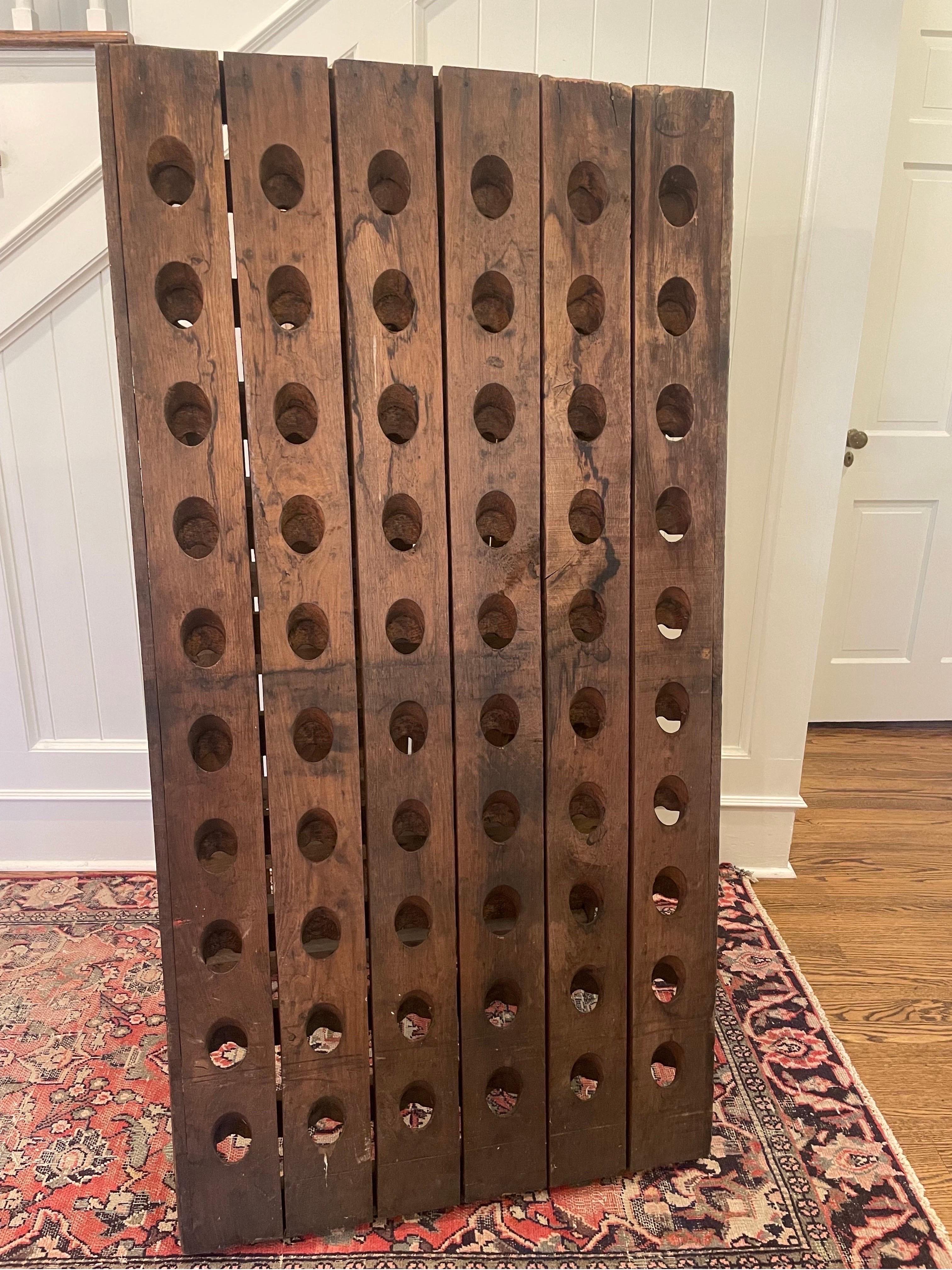 Early 20th Century French Oak Riddling Rack for Wine and champagne Bottles In Good Condition For Sale In Cookeville, TN